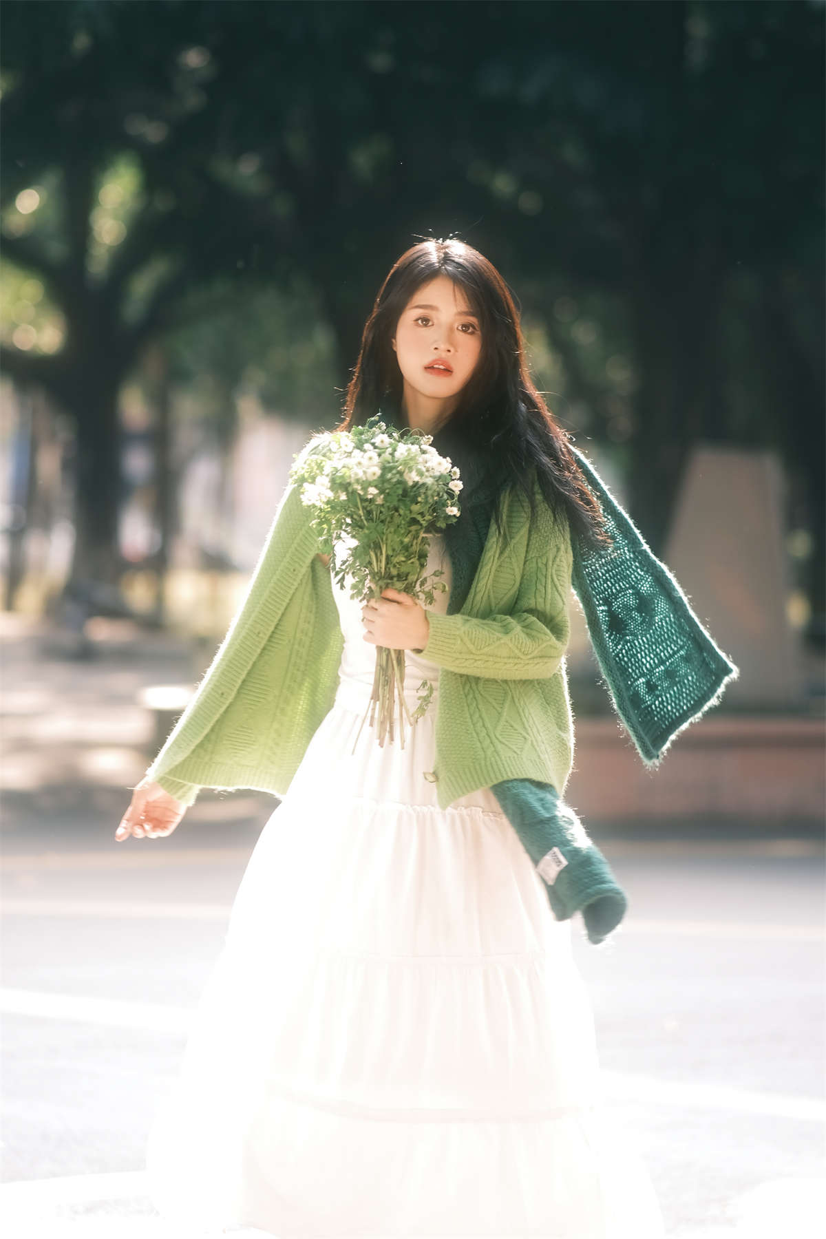 YITUYU艺图语 2025.02.16 绿毛衣 小谢插图1