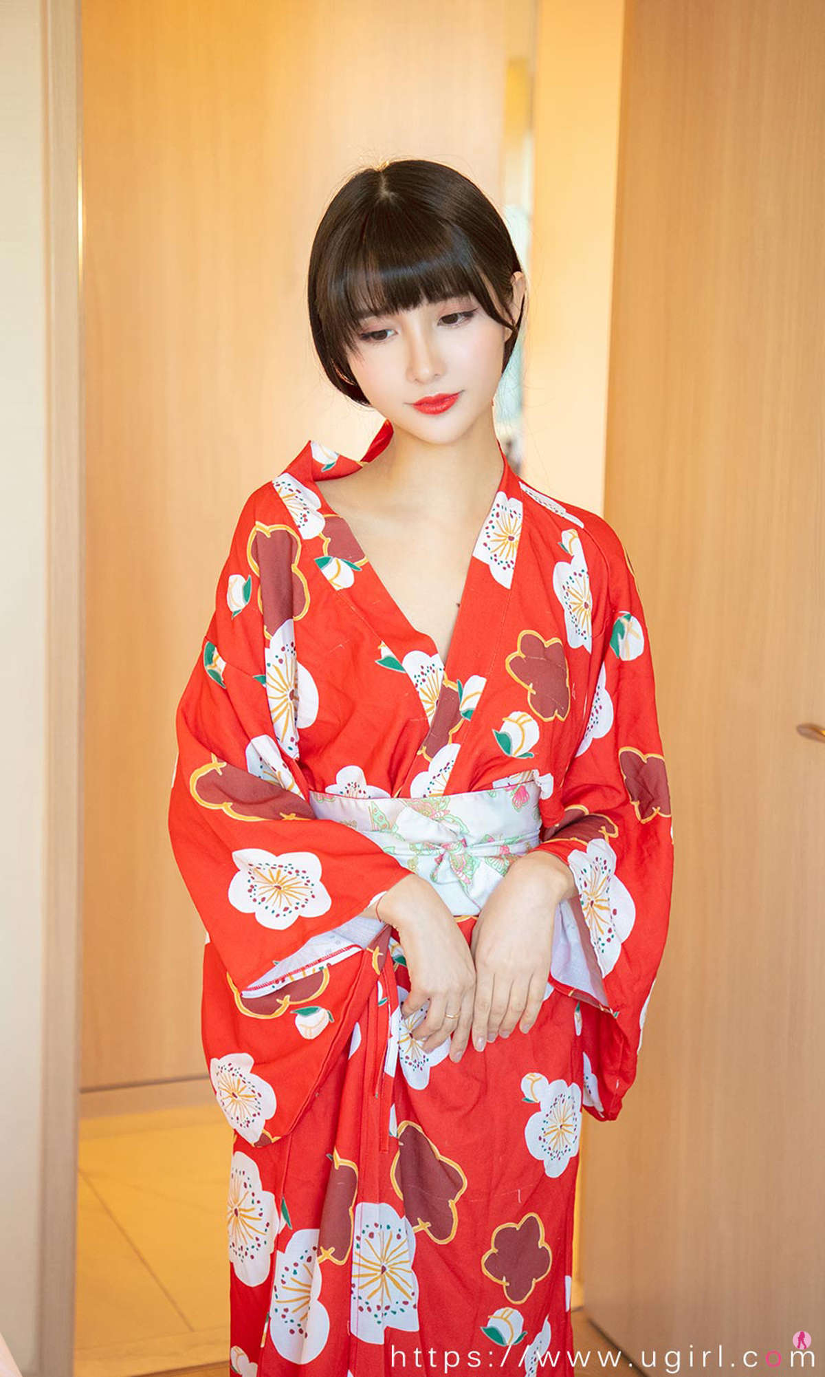 图片[2]-Ugirls爱尤物 NO.1976 猫猫 多情的猫咪-日更街拍