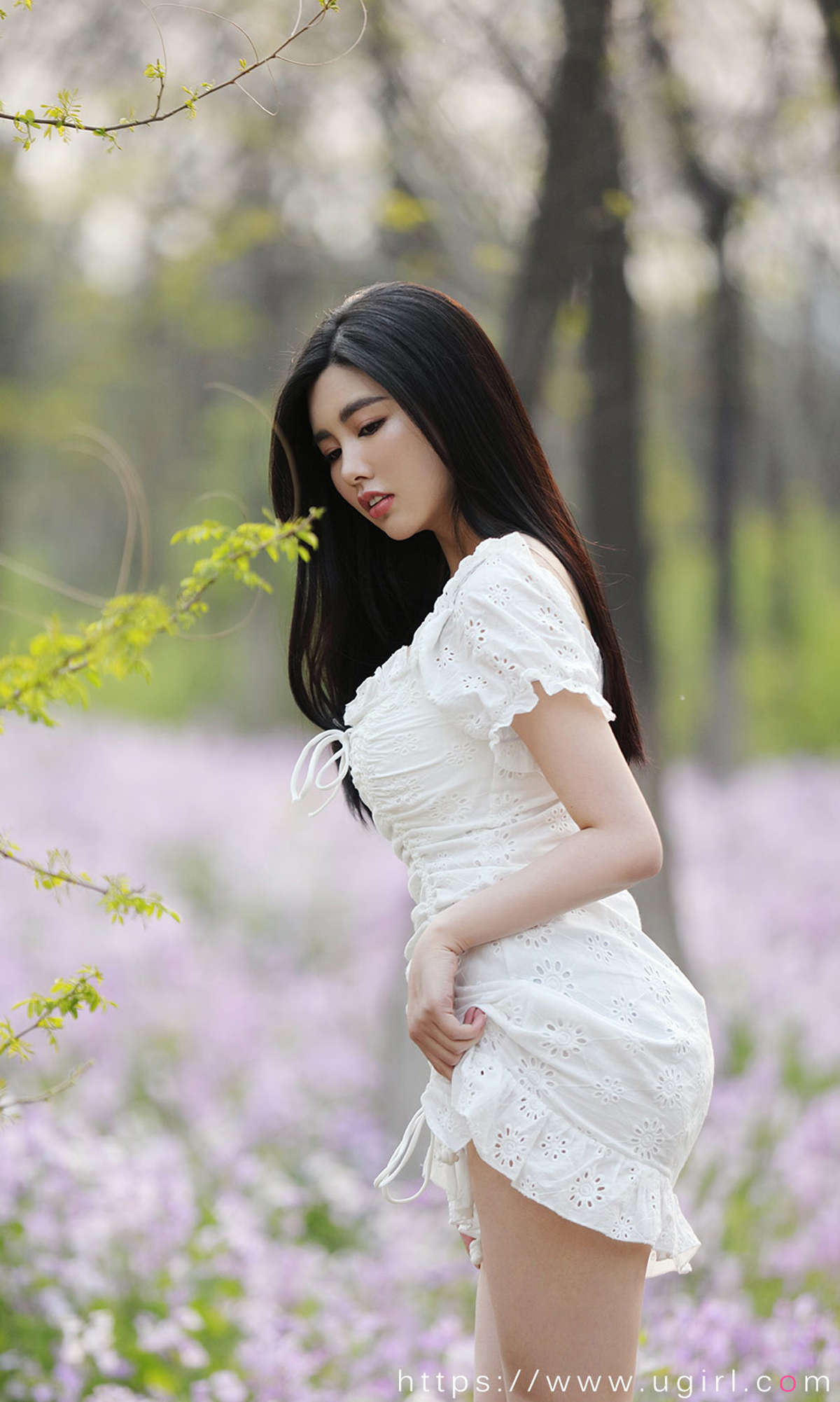 Ugirls爱尤物 NO.2099 娜露 露天诱惑-日更街拍