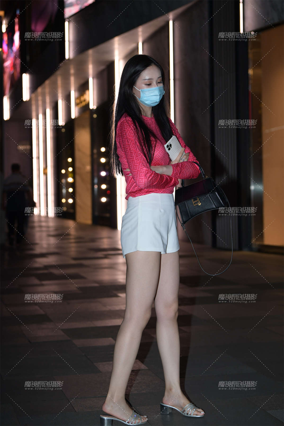 笔直美腿小姐姐-日更街拍