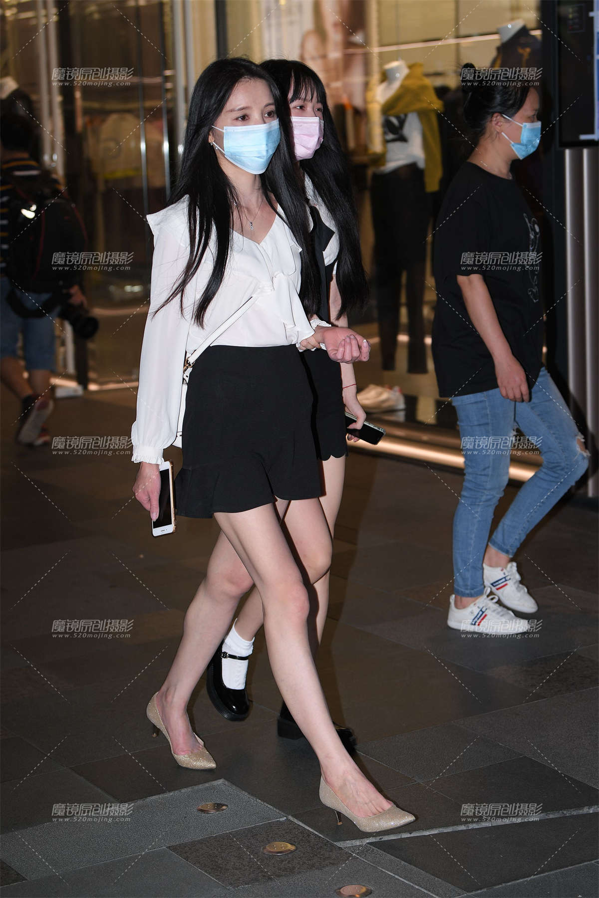 美腿小姐姐-日更街拍