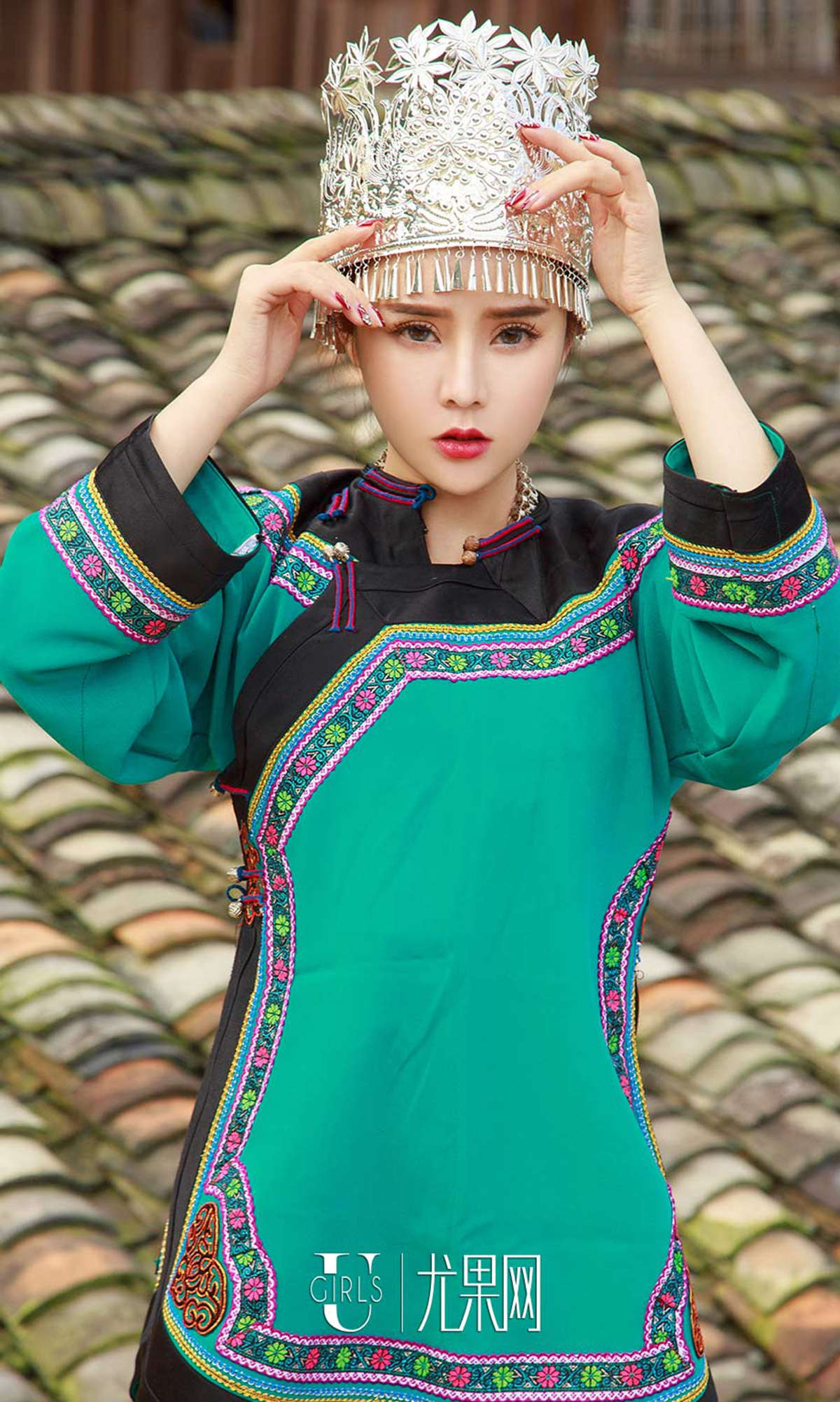 Ugirls爱尤物 NO.906 爱丽莎 老寨新花-日更街拍