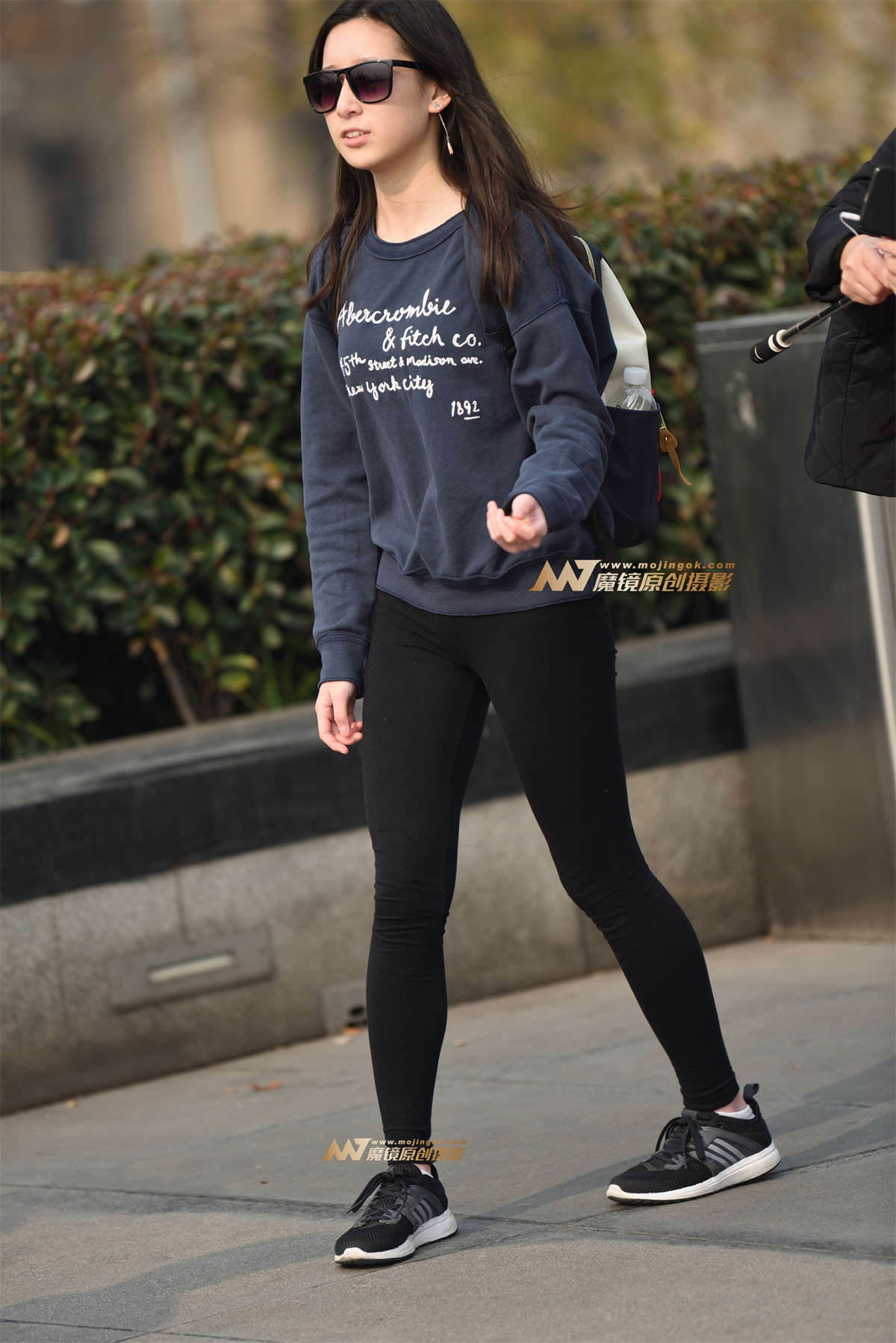 图片[2]-青涩的黑色弹力裤小女孩（15P）-日更街拍