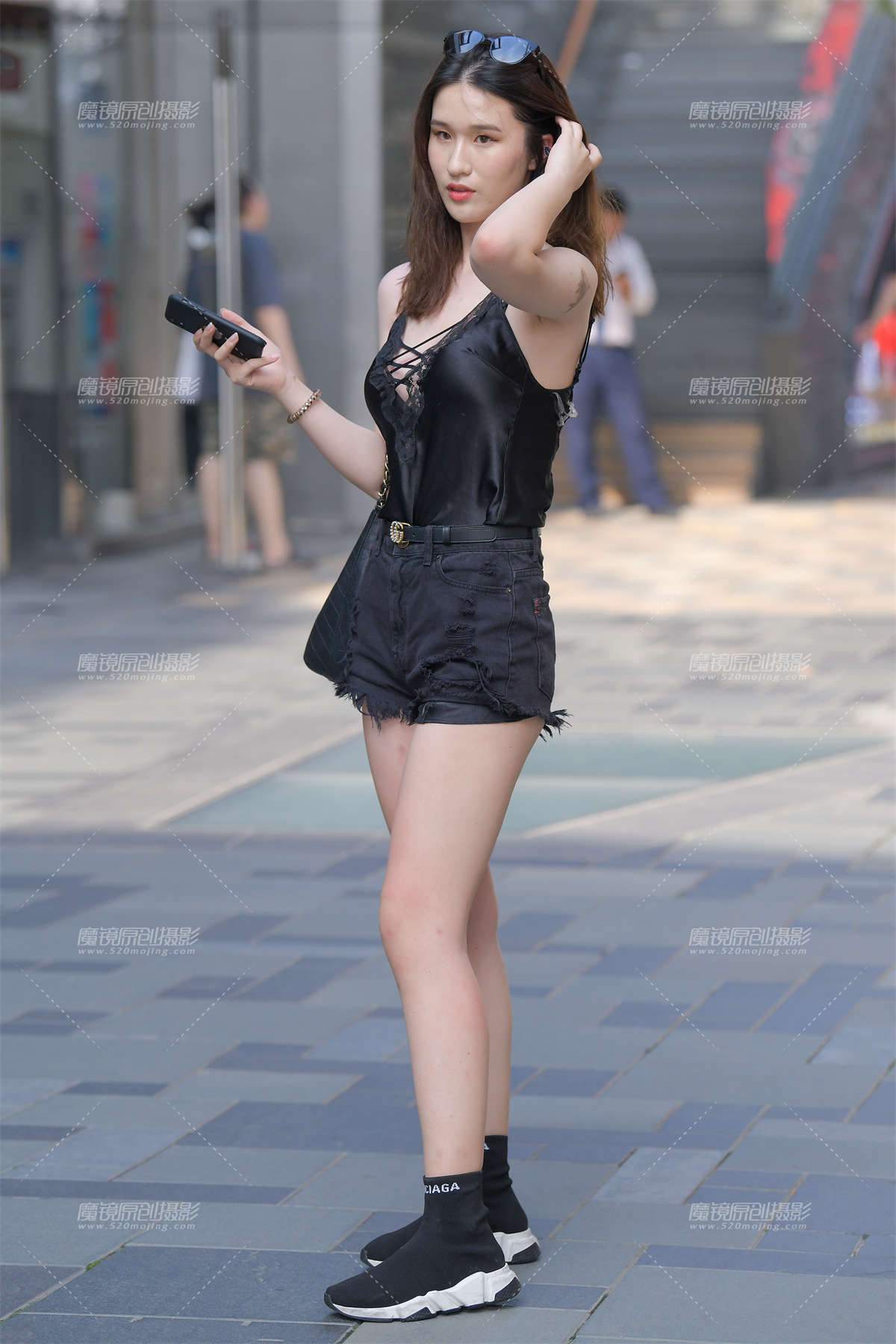 【红石赛帖】热裤美女-日更街拍