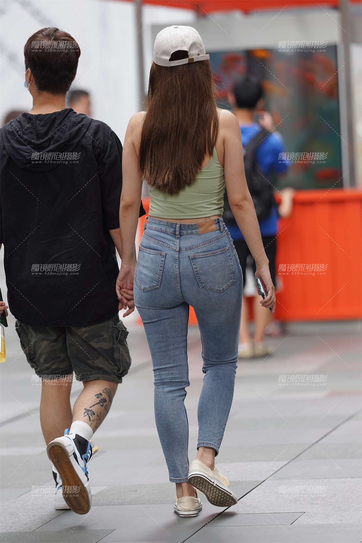 图片[2]-【凯恩赛贴】饱满的牛仔裤-日更街拍