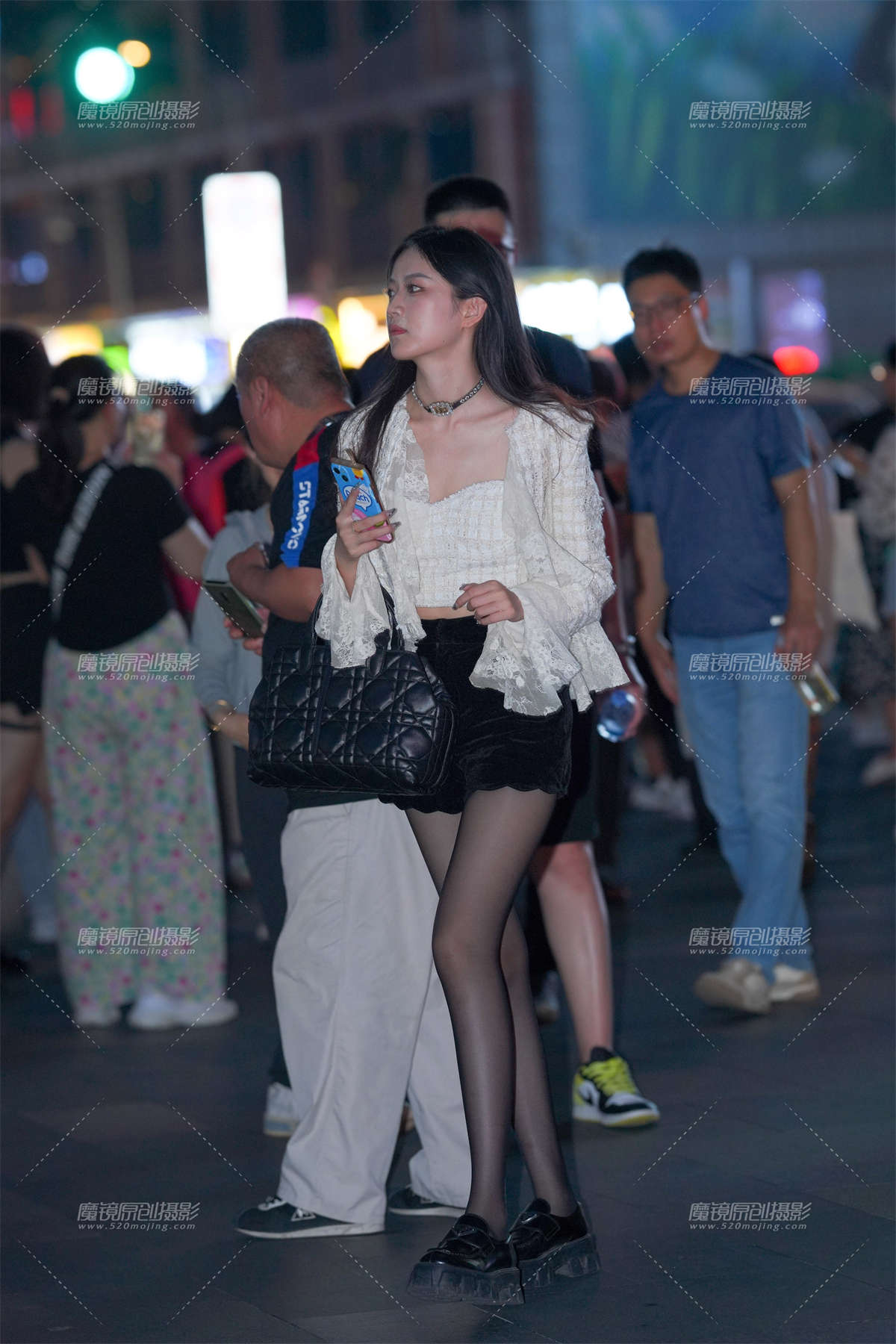 图片[2]-黑丝美眉-日更街拍