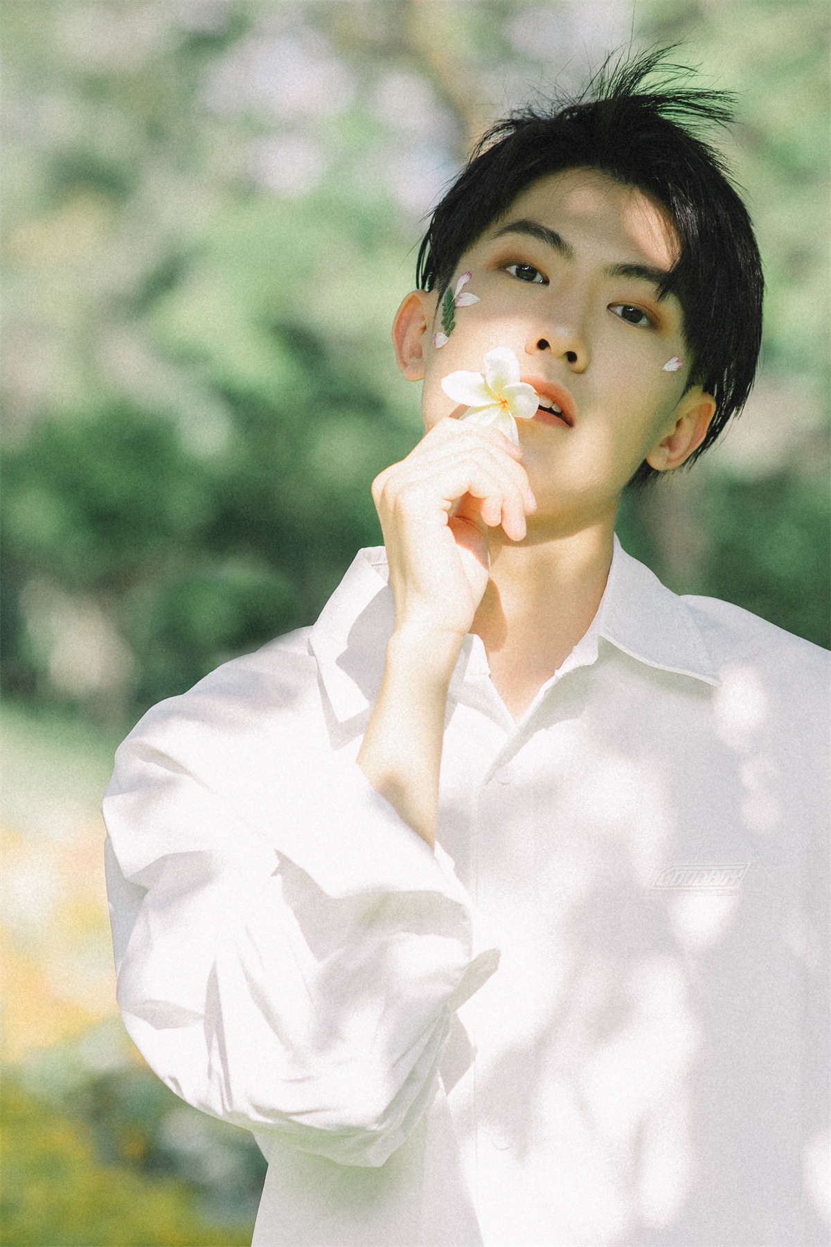 YITUYU艺图语 2023.05.18 遇光 WJK-日更街拍