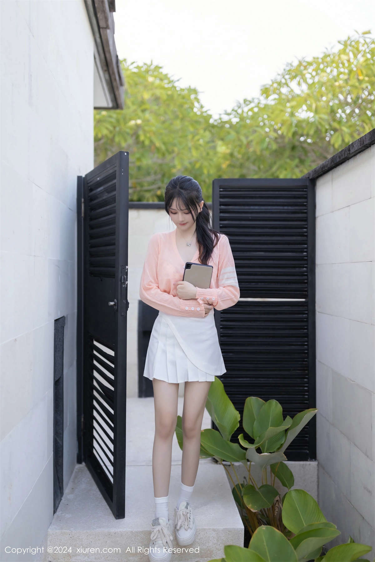 图片[2]-Xiuren秀人网 2024.02.23 No.8138 幼幼-日更街拍