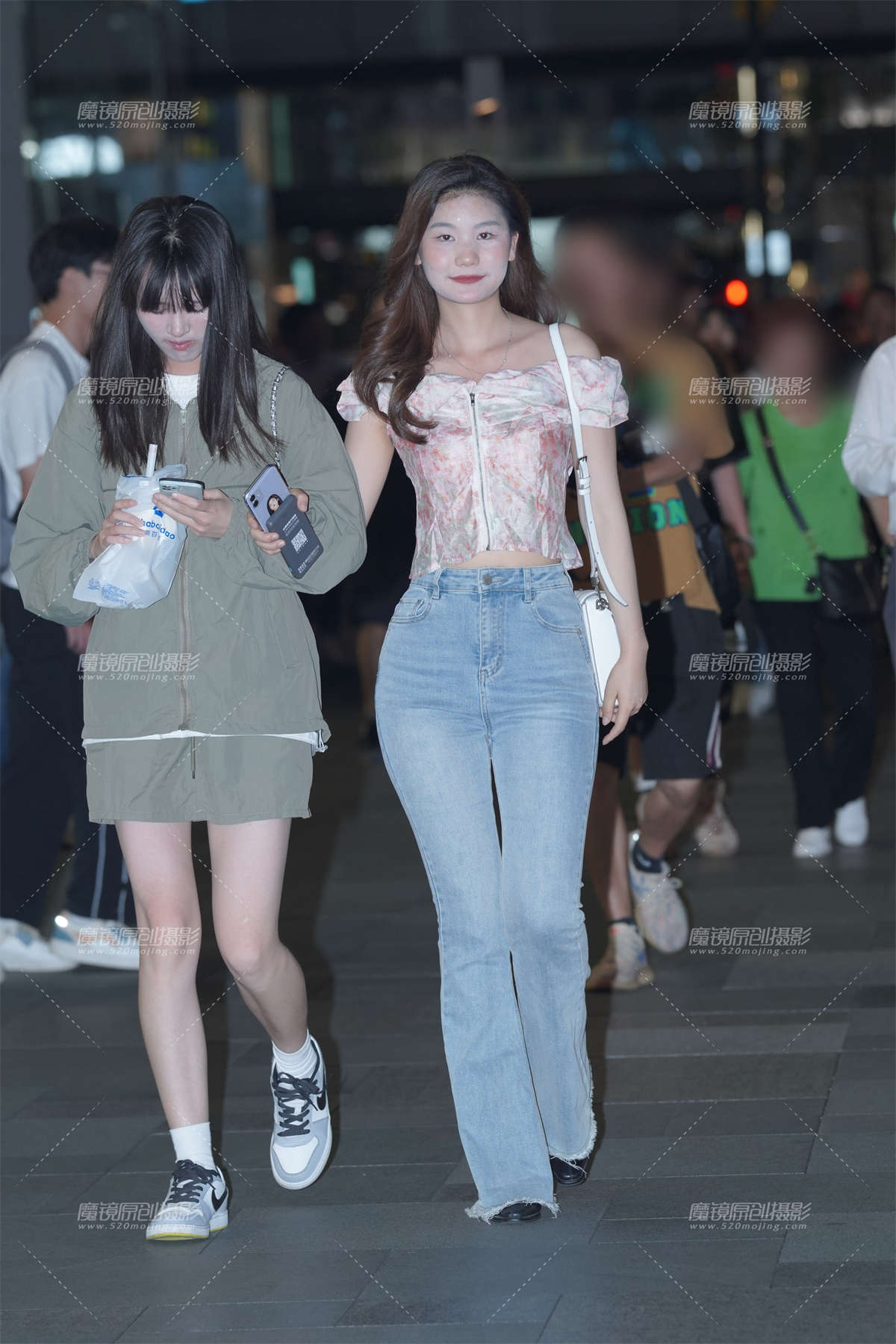 图片[2]-紧牛美眉 身材真好-日更街拍