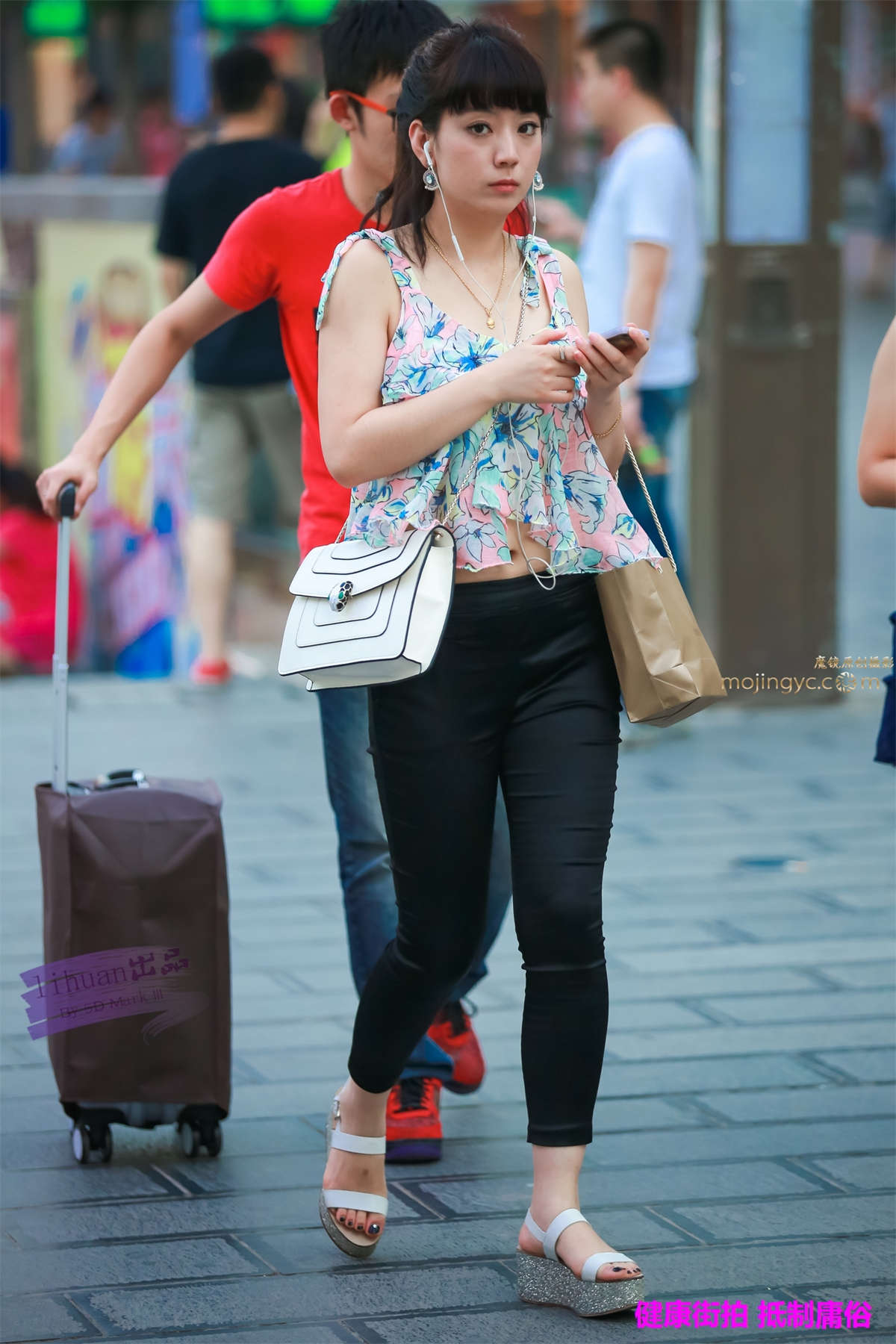 李欢原创-黑裤，丰腴（13P）-日更街拍