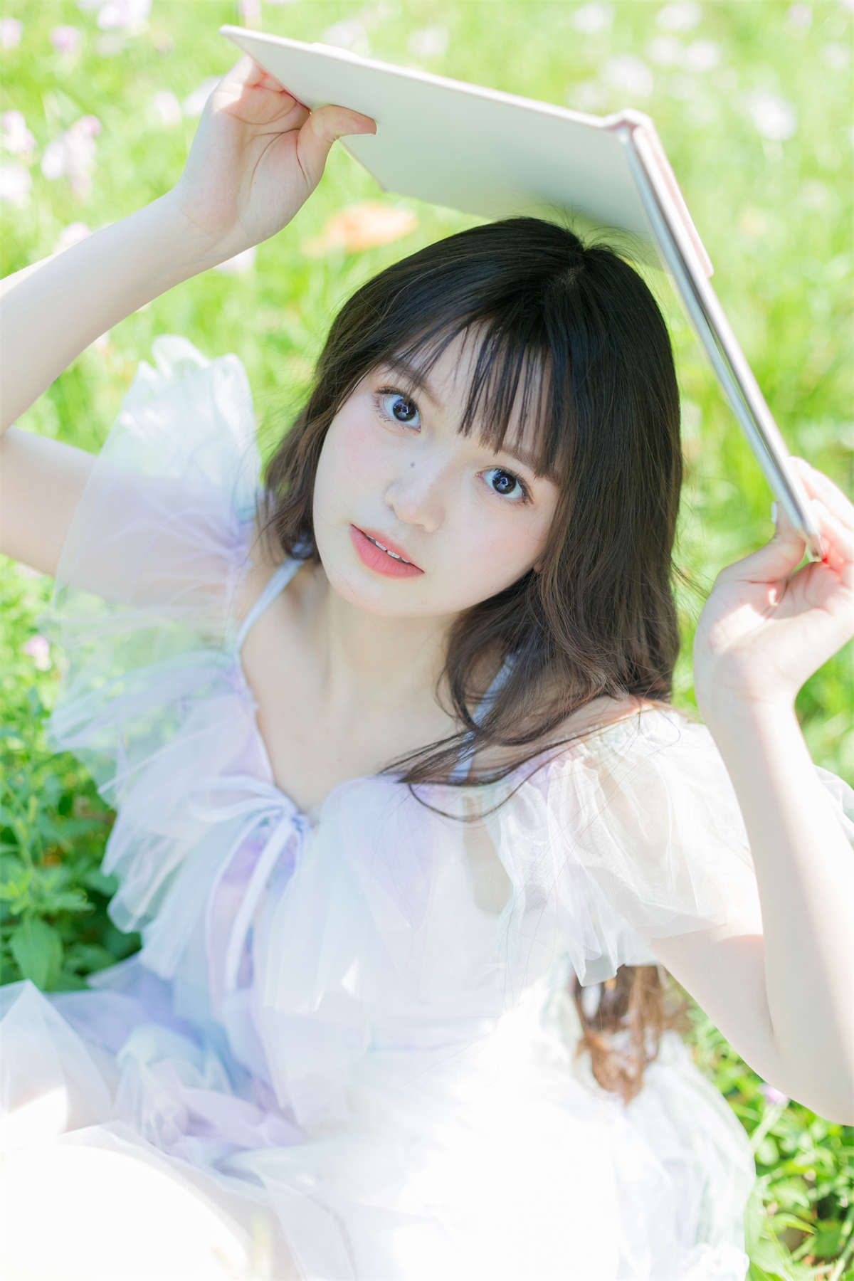 YITUYU艺图语 2023.06.05 花海漫游 椰椰公主-日更街拍