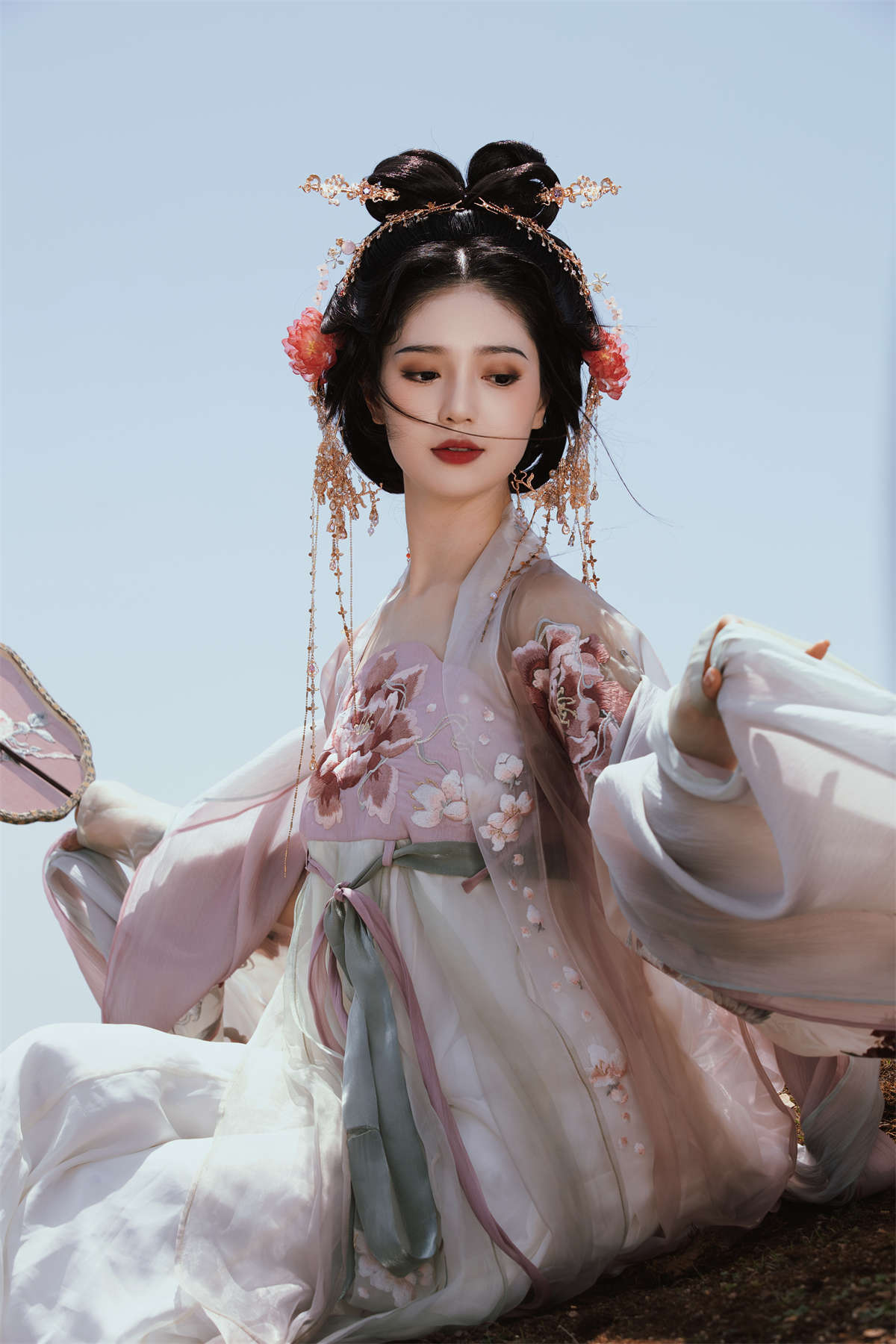 YITUYU艺图语 2023.05.19 风景古风美女 陈洛瑾-日更街拍