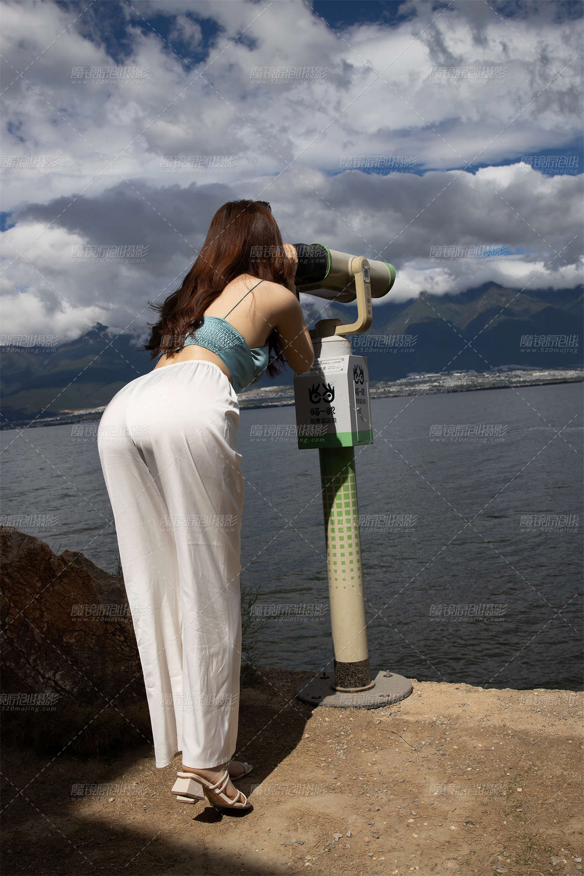 【芝芝街拍作品】白色长裤插图1