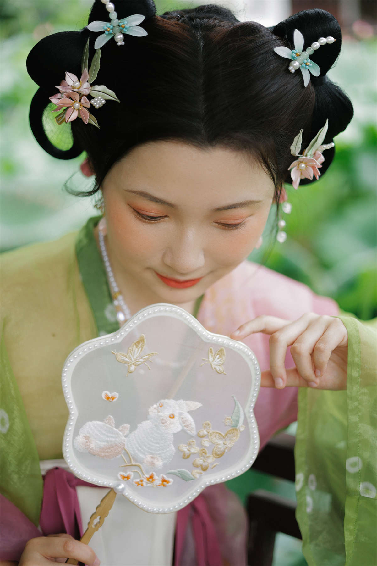YITUYU艺图语 2023.11.03 好运莲莲 李悦-日更街拍