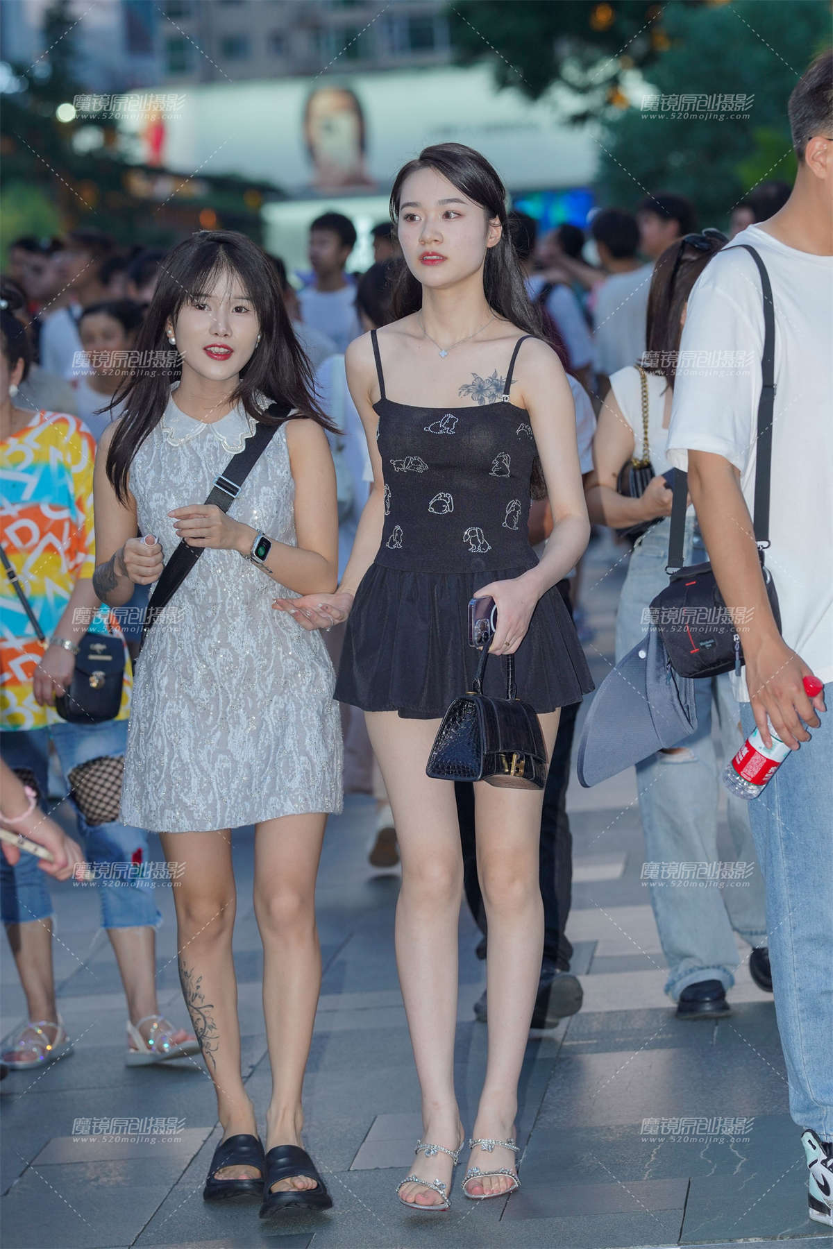 气质美腿-日更街拍