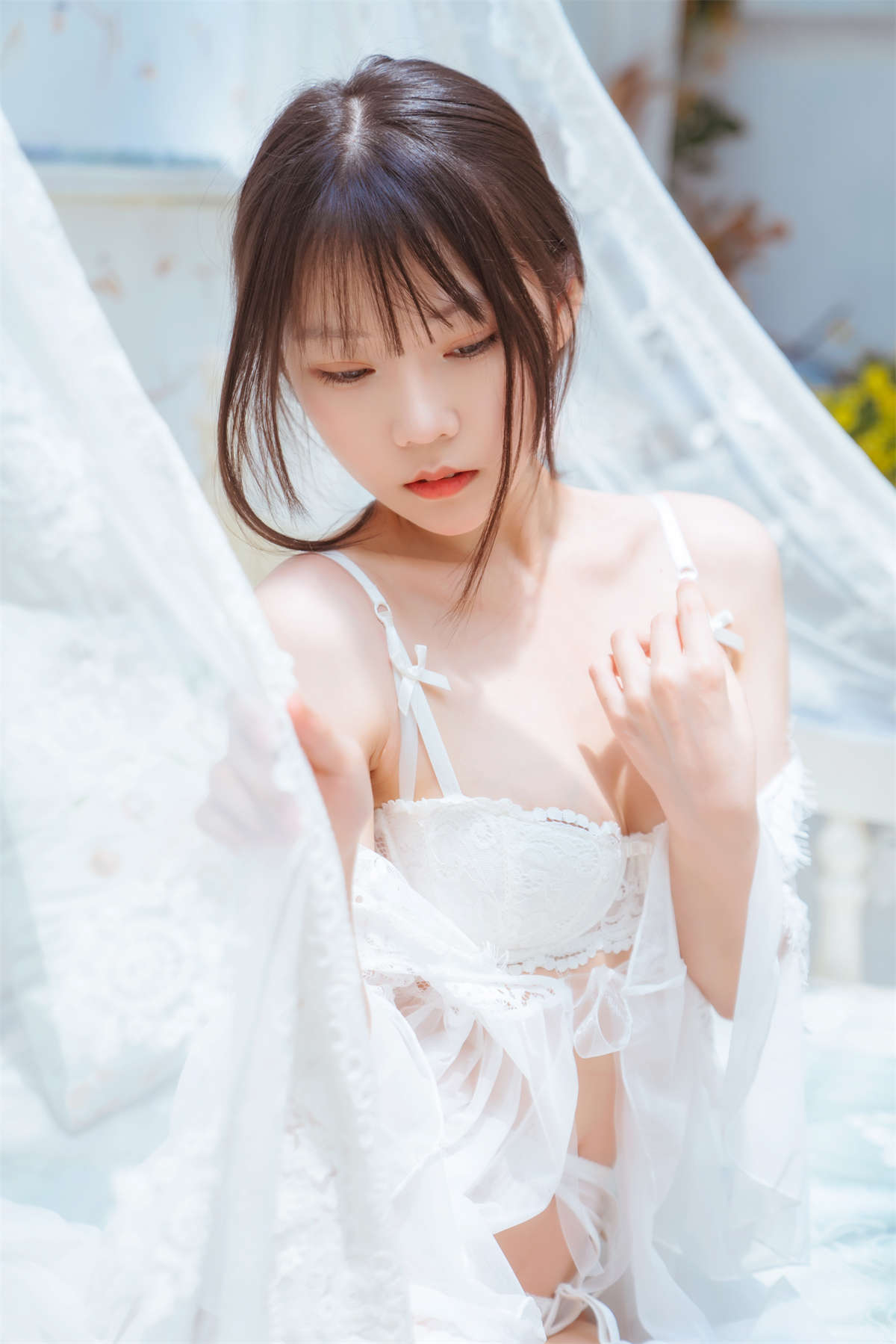 YITUYU艺图语 2022.05.01 花房阳光少女 坏露露香宝插图1