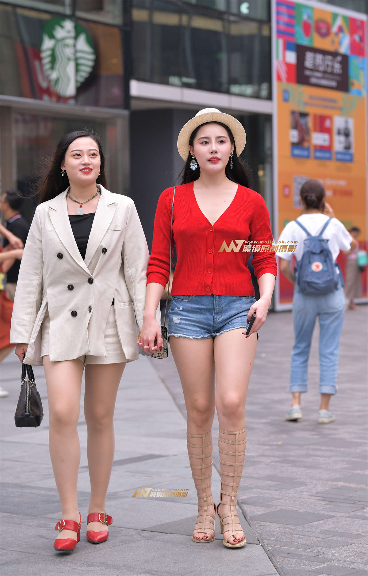 【街拍之魂赛帖】红衣靓丽少妇-日更街拍