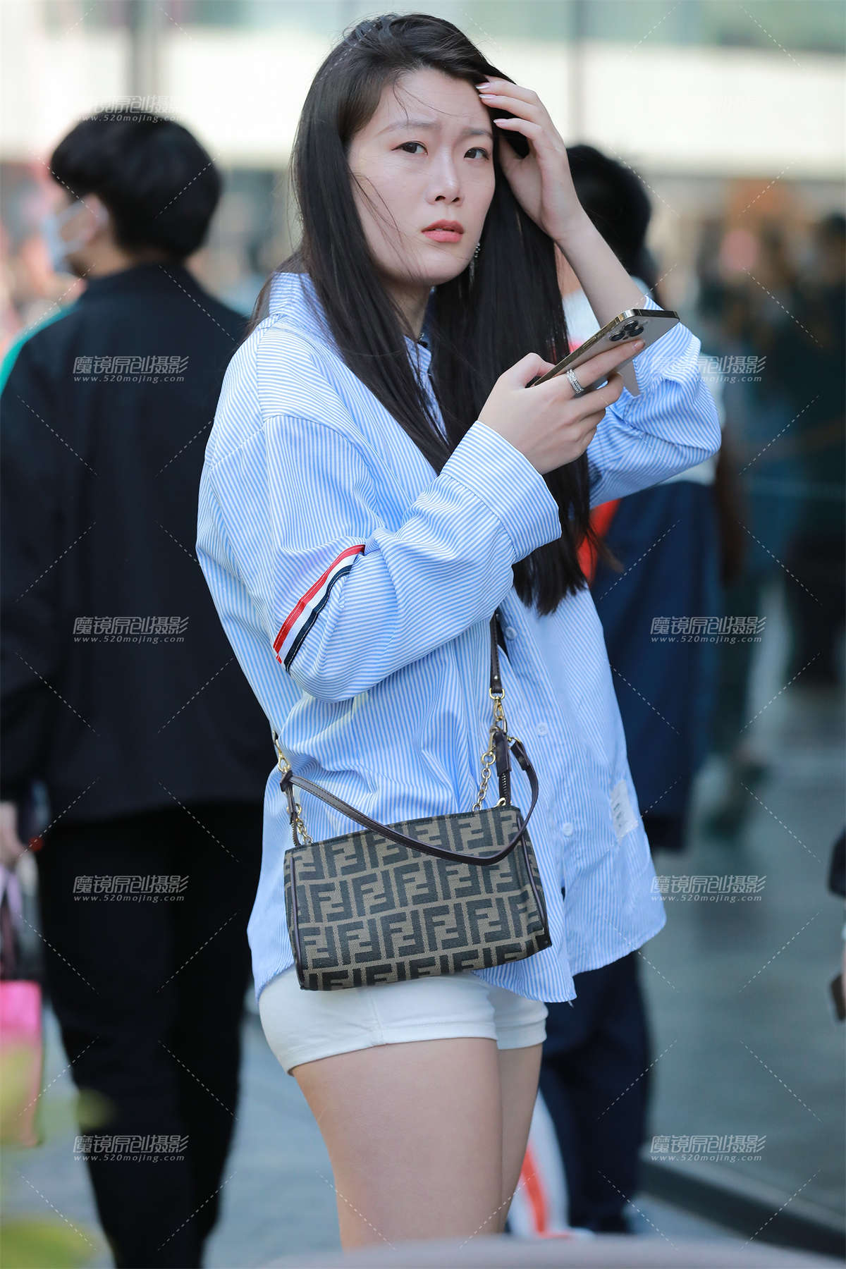 【玻璃街拍】高挑热裤Y Y小姐姐-日更街拍