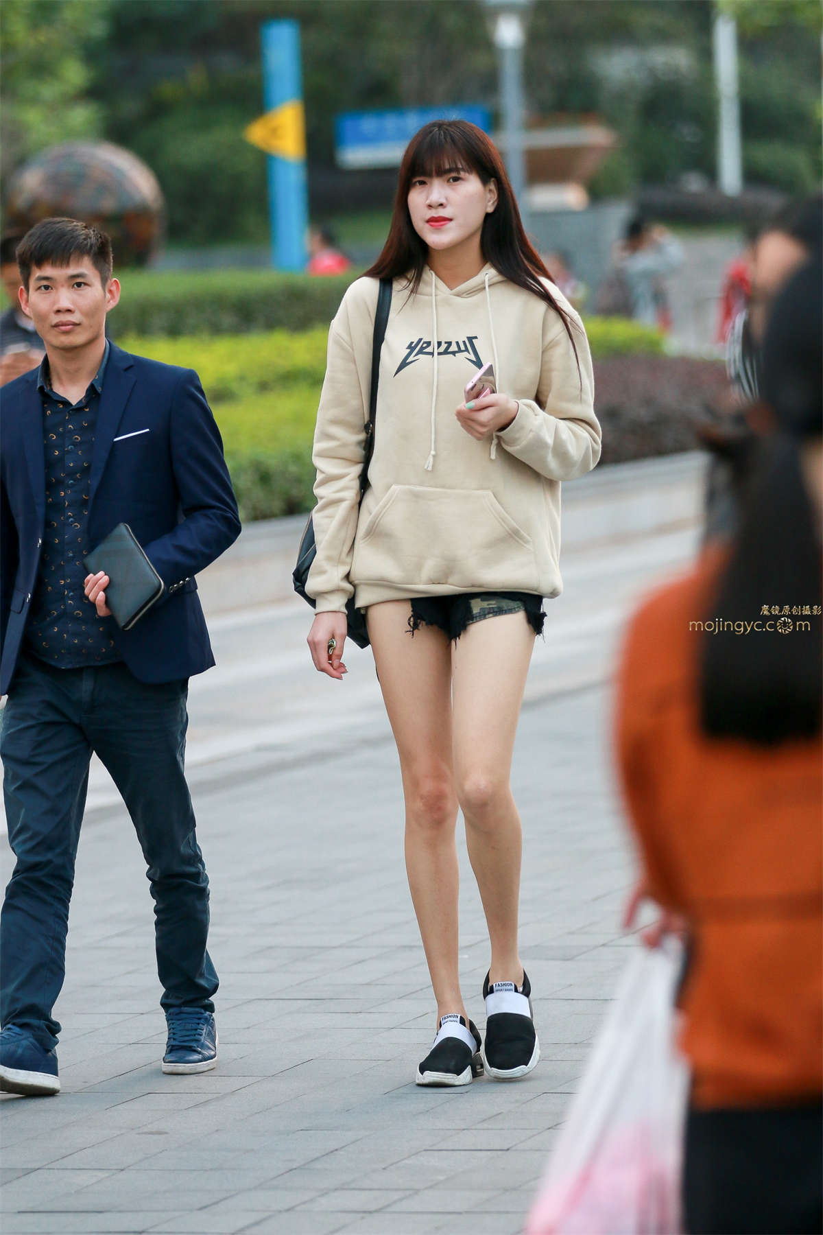 图片[2]-大长腿-日更街拍