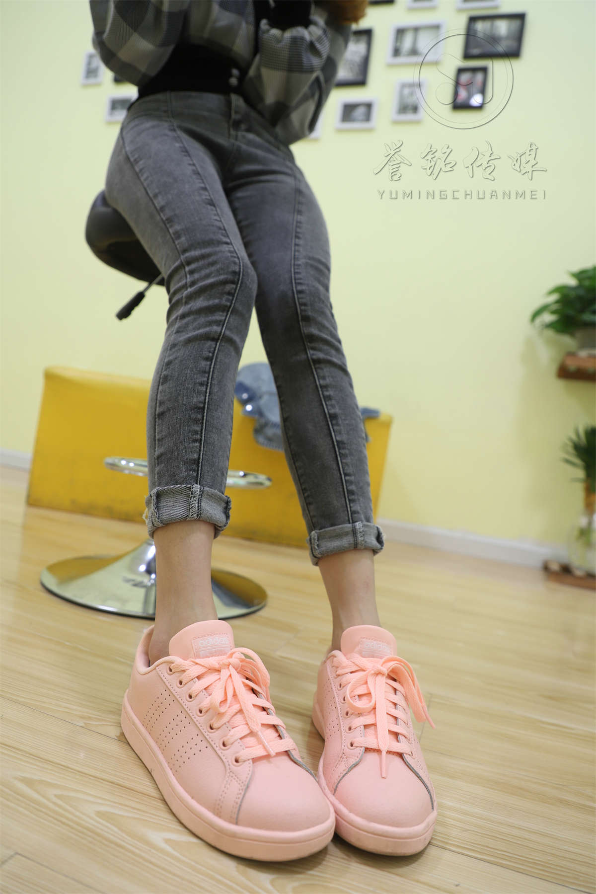 誉铭传媒 2019-第29期-日更街拍