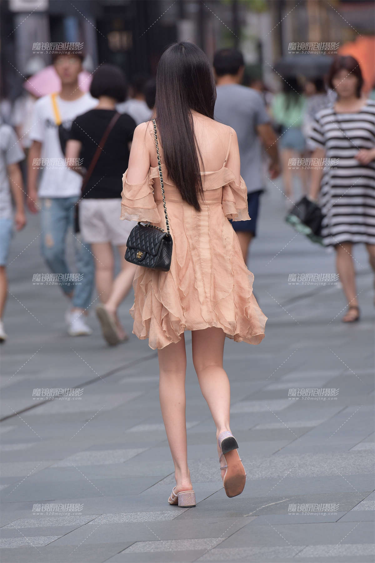 图片[2]-连衣裙美女-日更街拍