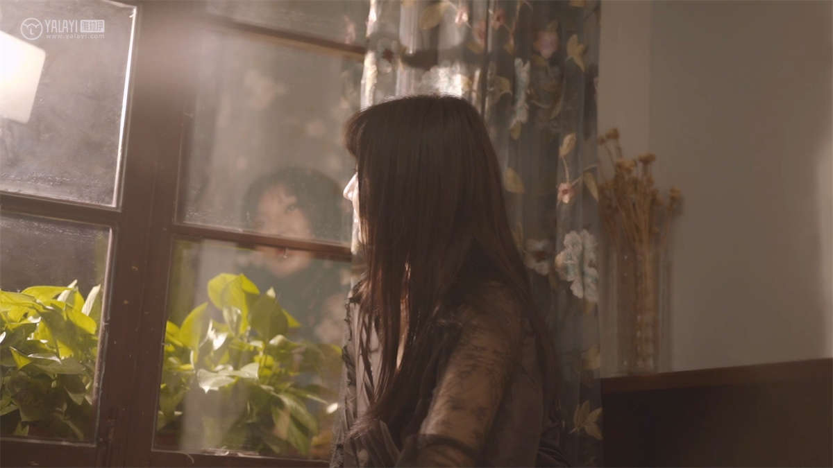 图片[2]-YALAYI雅拉伊视频 2020.05.15 V136 帘卷美人绰态 韩熙-日更街拍