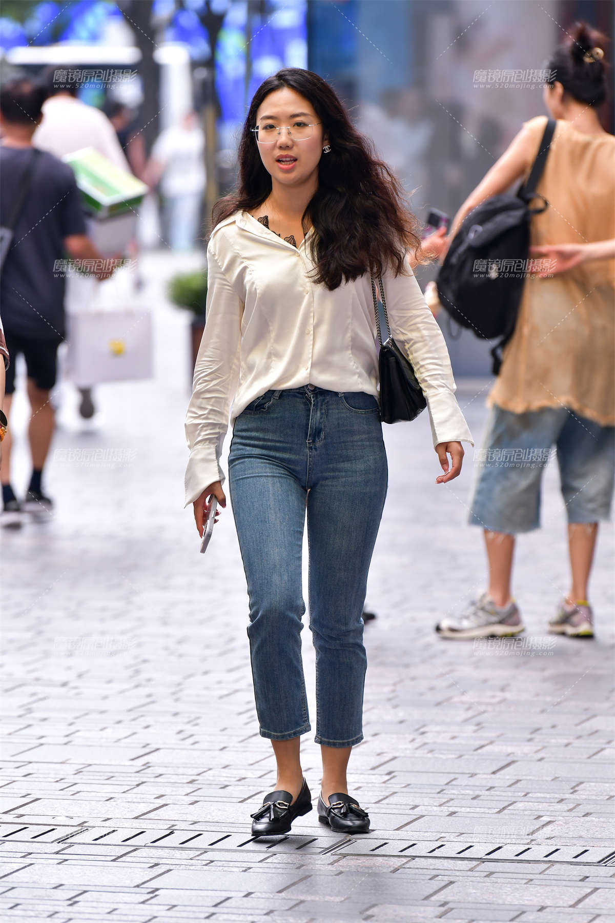 ★九分牛仔裤美女-日更街拍