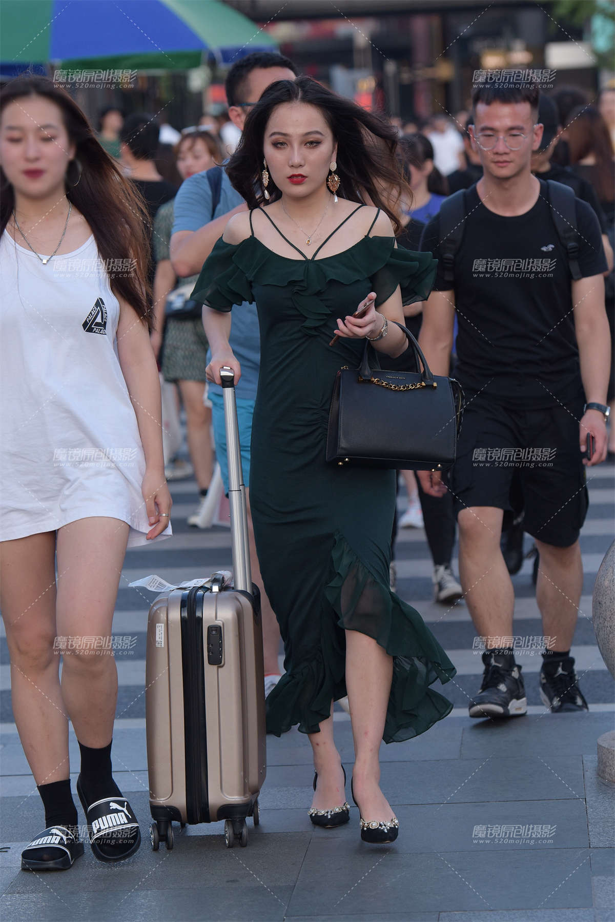 连衣裙美女-日更街拍