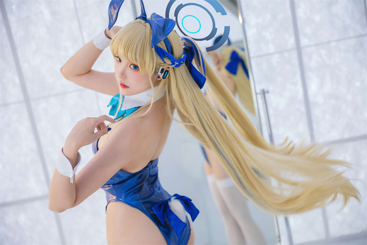 图片[2]-微博知名coser瓜希酱 飞鸟马时兔女郎-日更街拍