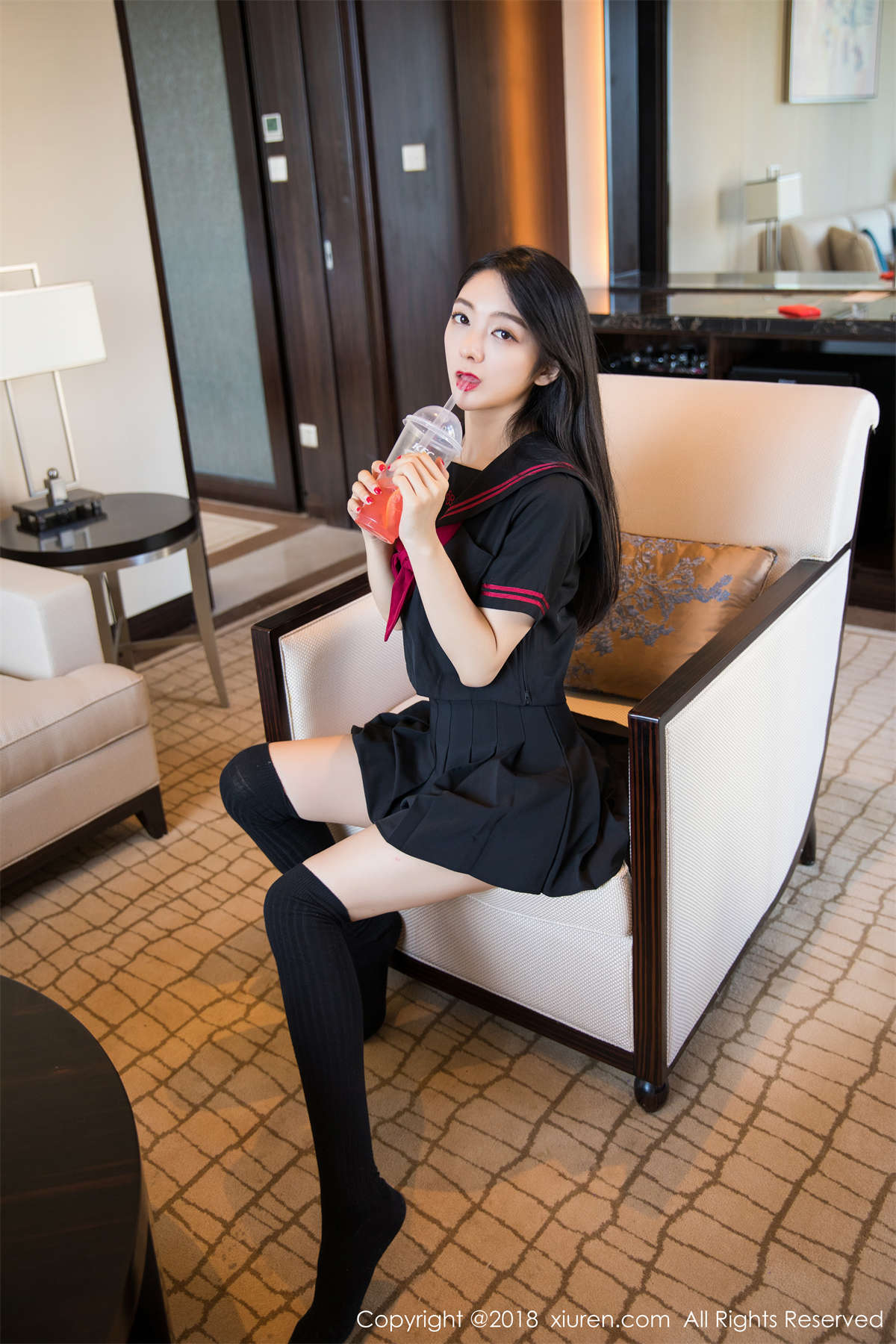 图片[2]-Xiuren秀人网 2018.09.11 NO.1156 Angela小热巴-日更街拍