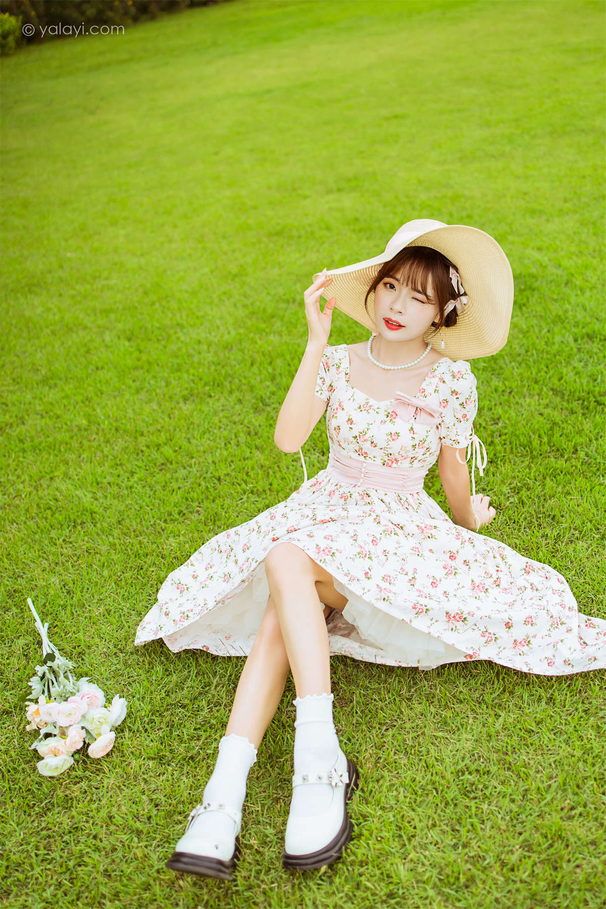 YALAYI雅拉伊2022.09.15 NO.974 告白 程小蝶-日更街拍