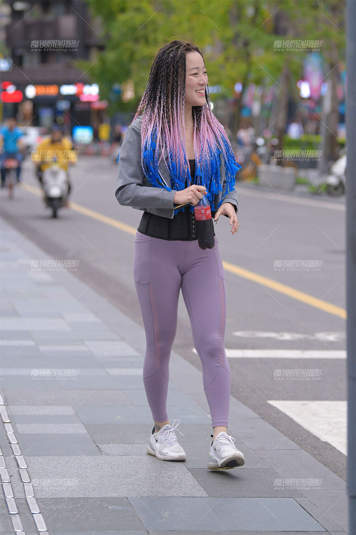 【视觉冲击赛贴】小姐姐驳这种头发好看吗？-日更街拍