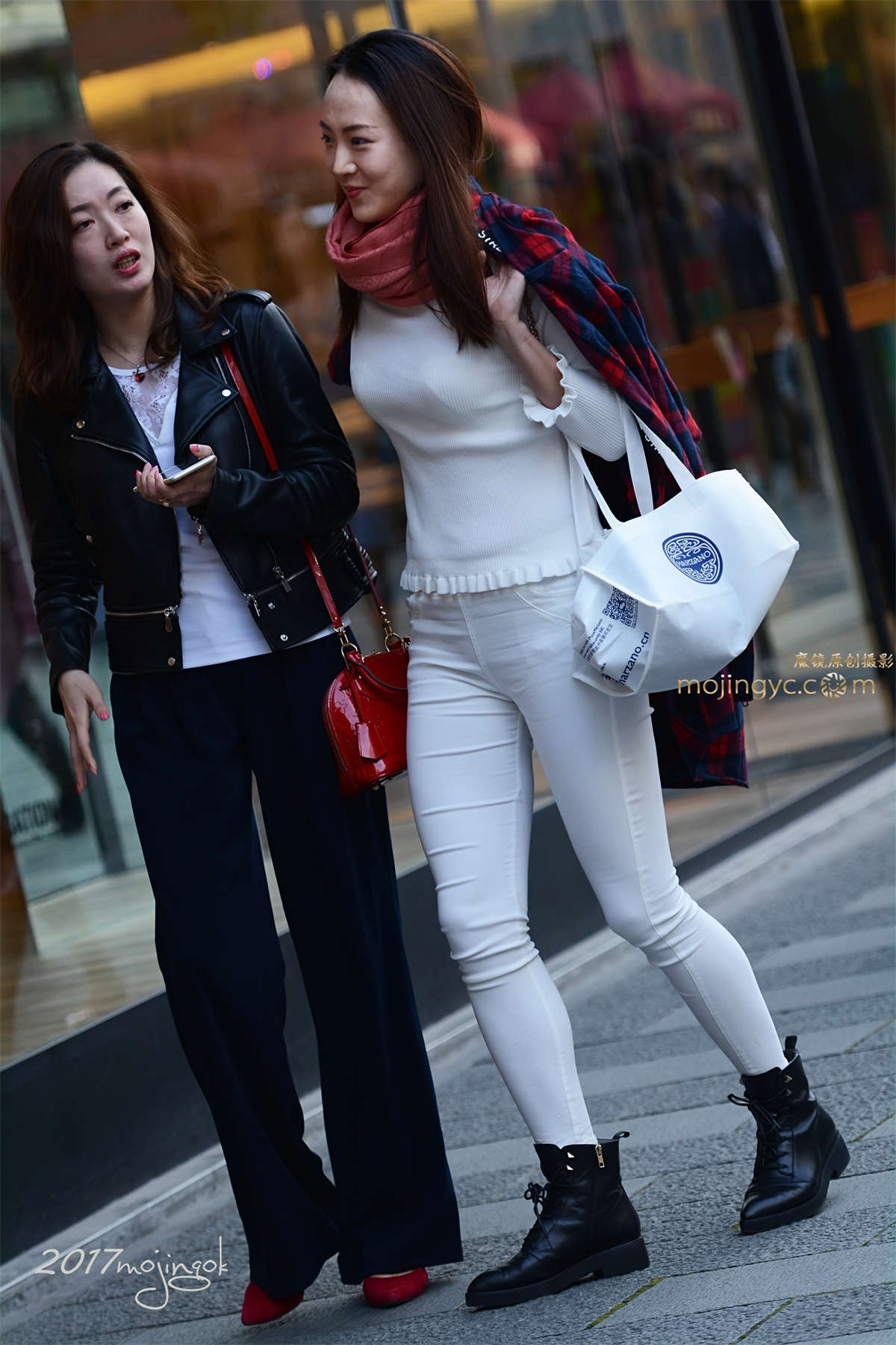 图片[2]-咔喳赛24 白裤深色内搭配不协调（15p）-日更街拍