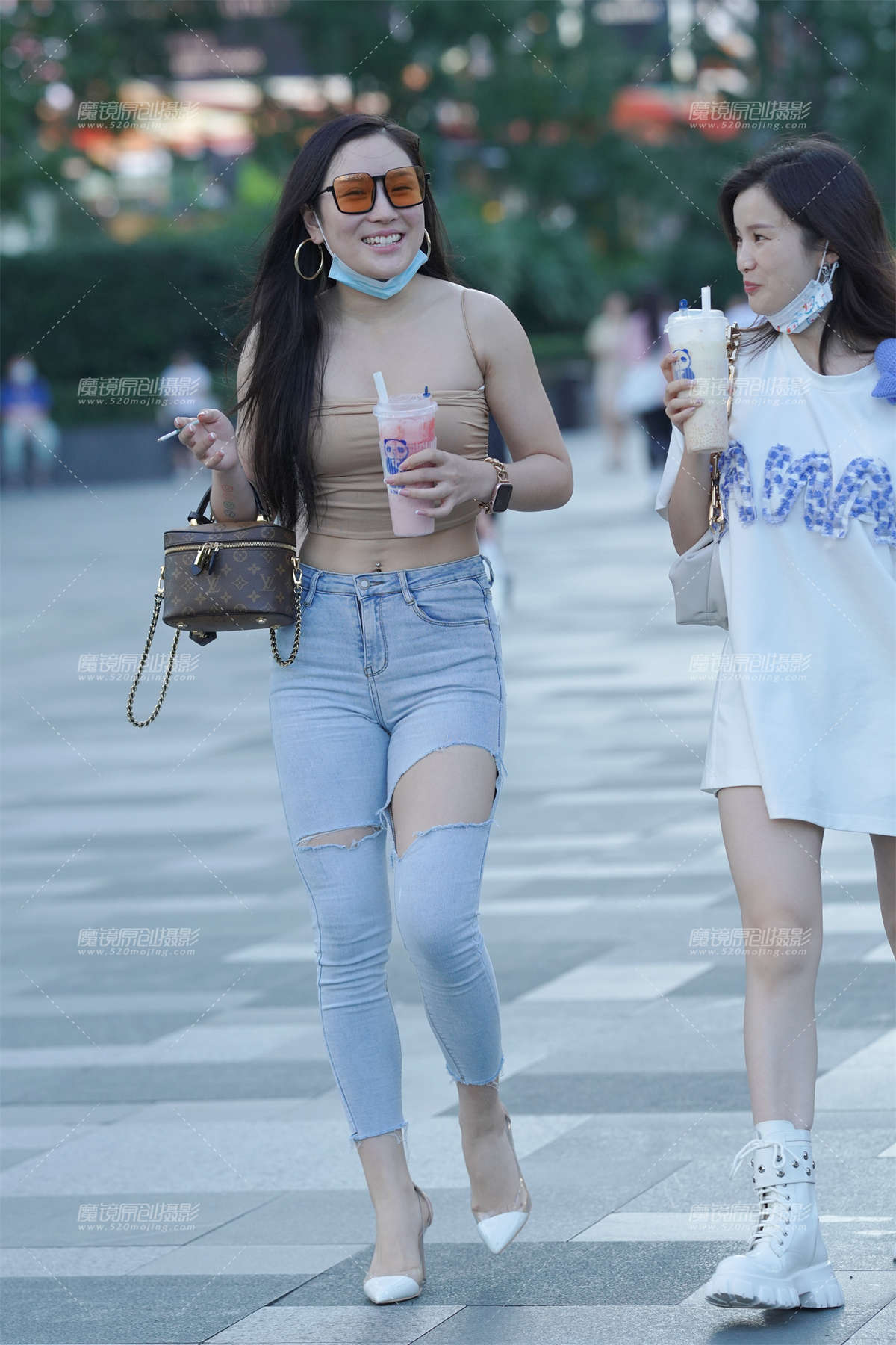 紧牛长腿-日更街拍