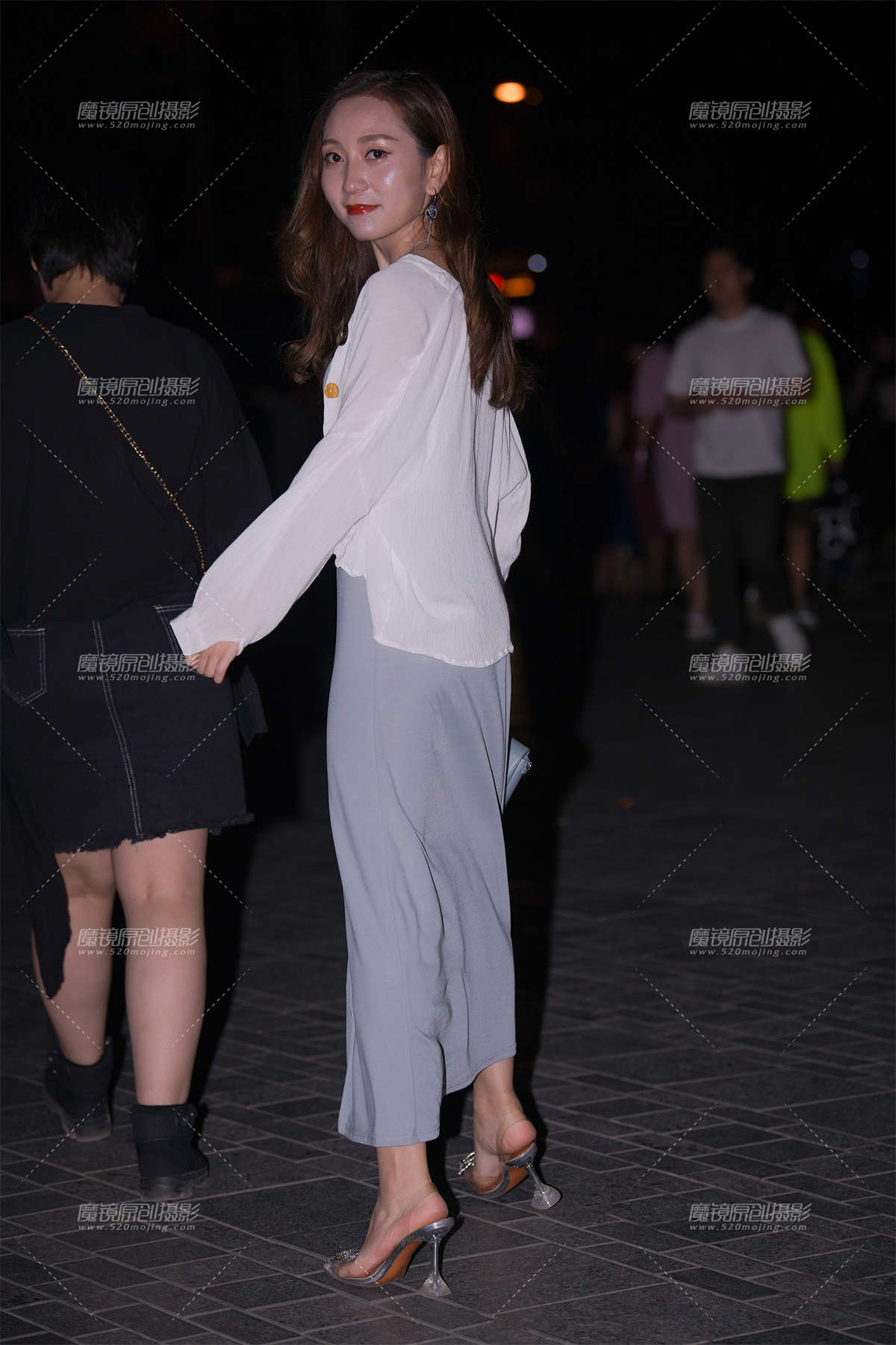 图片[2]-【街拍之魂赛帖】夜拍之性感__-日更街拍