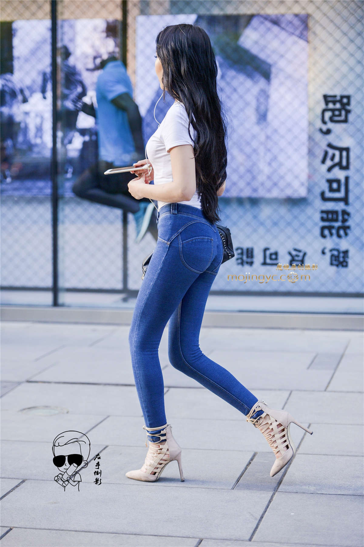 图片[2]-紧绷仔裤彰显极品美臀{2014-4-30}-12P}-日更街拍