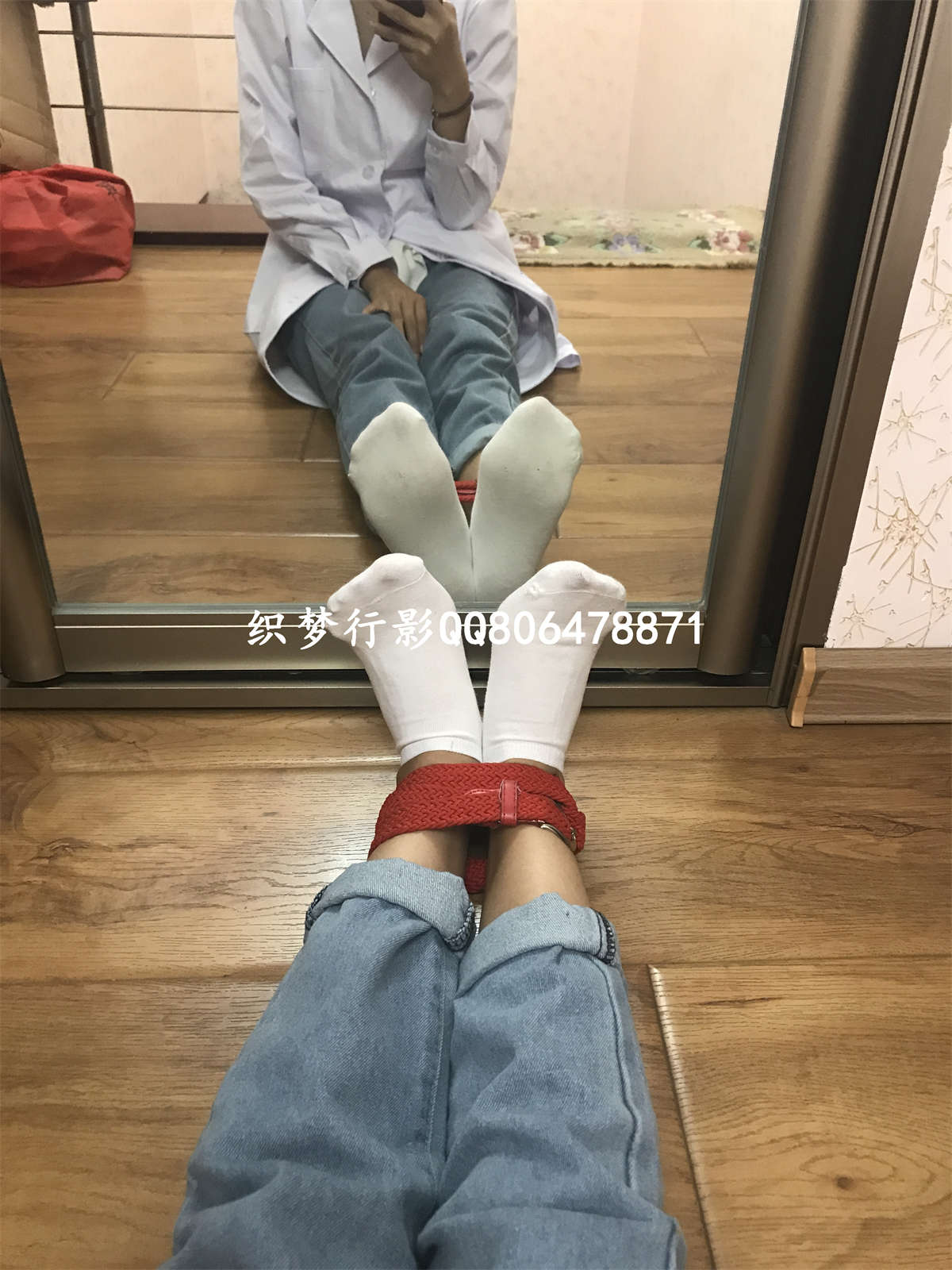 图片[2]-织梦行影摄影作品 第003期 护士服棉袜-日更街拍