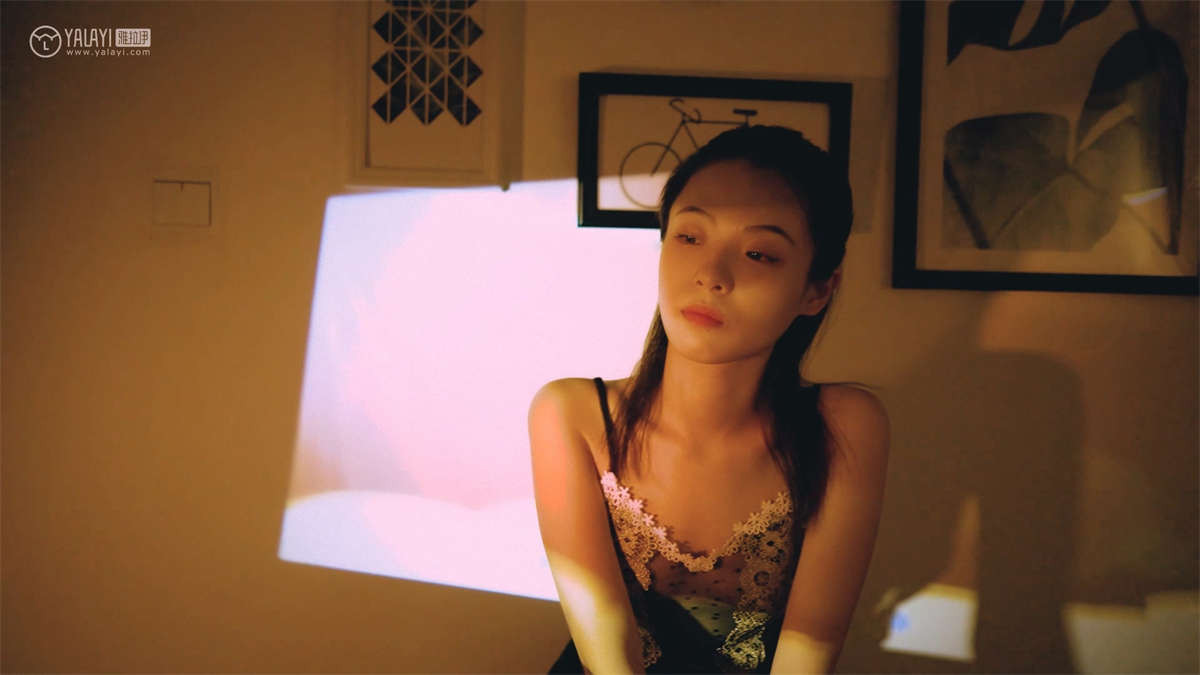 YALAYI雅拉伊视频 2020.09.25 V145 可爱如你 含嫣-日更街拍