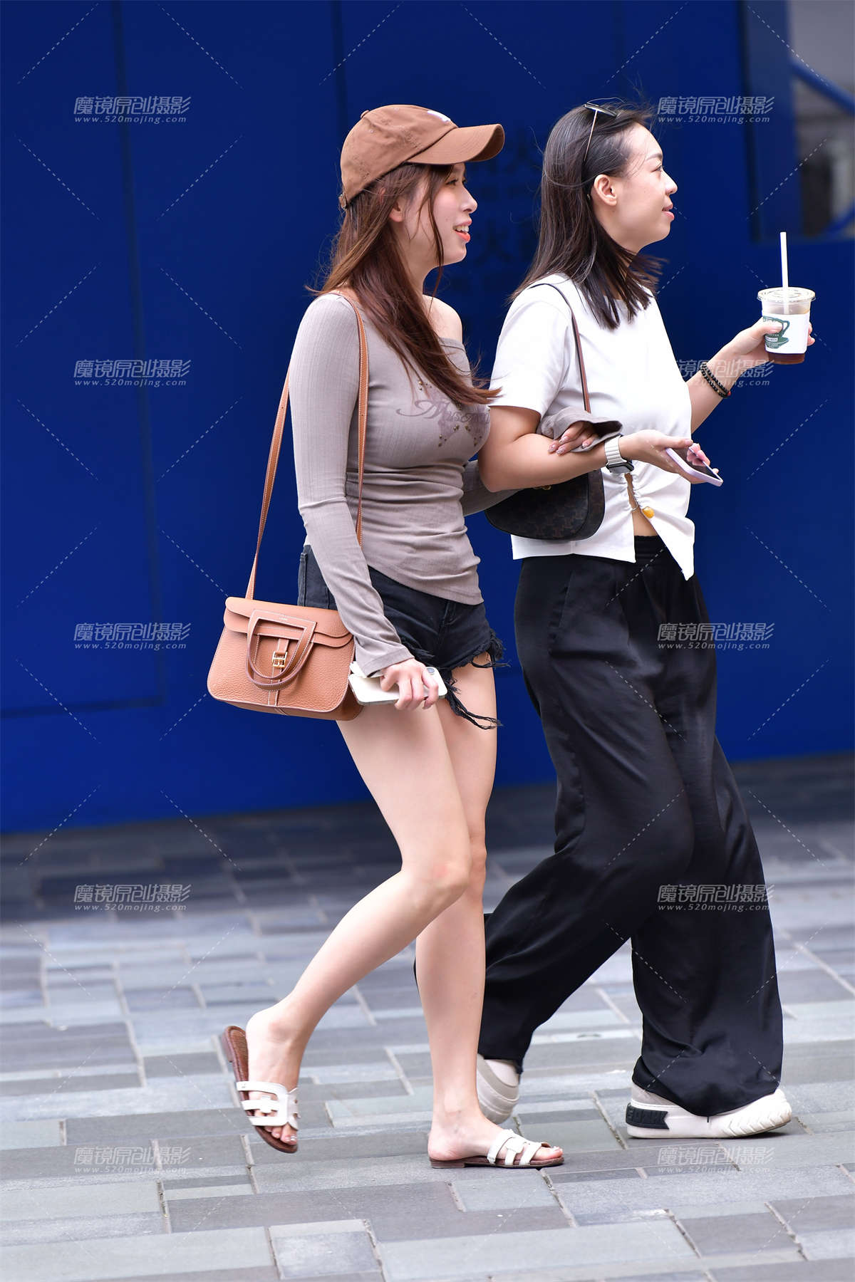 图片[2]-★毛边热裤美女-日更街拍