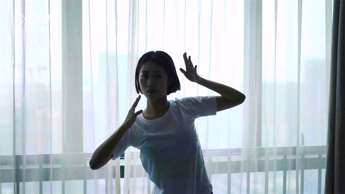 YALAYI雅拉伊视频 2018.10.27 V001 舞寂 肖萧-日更街拍