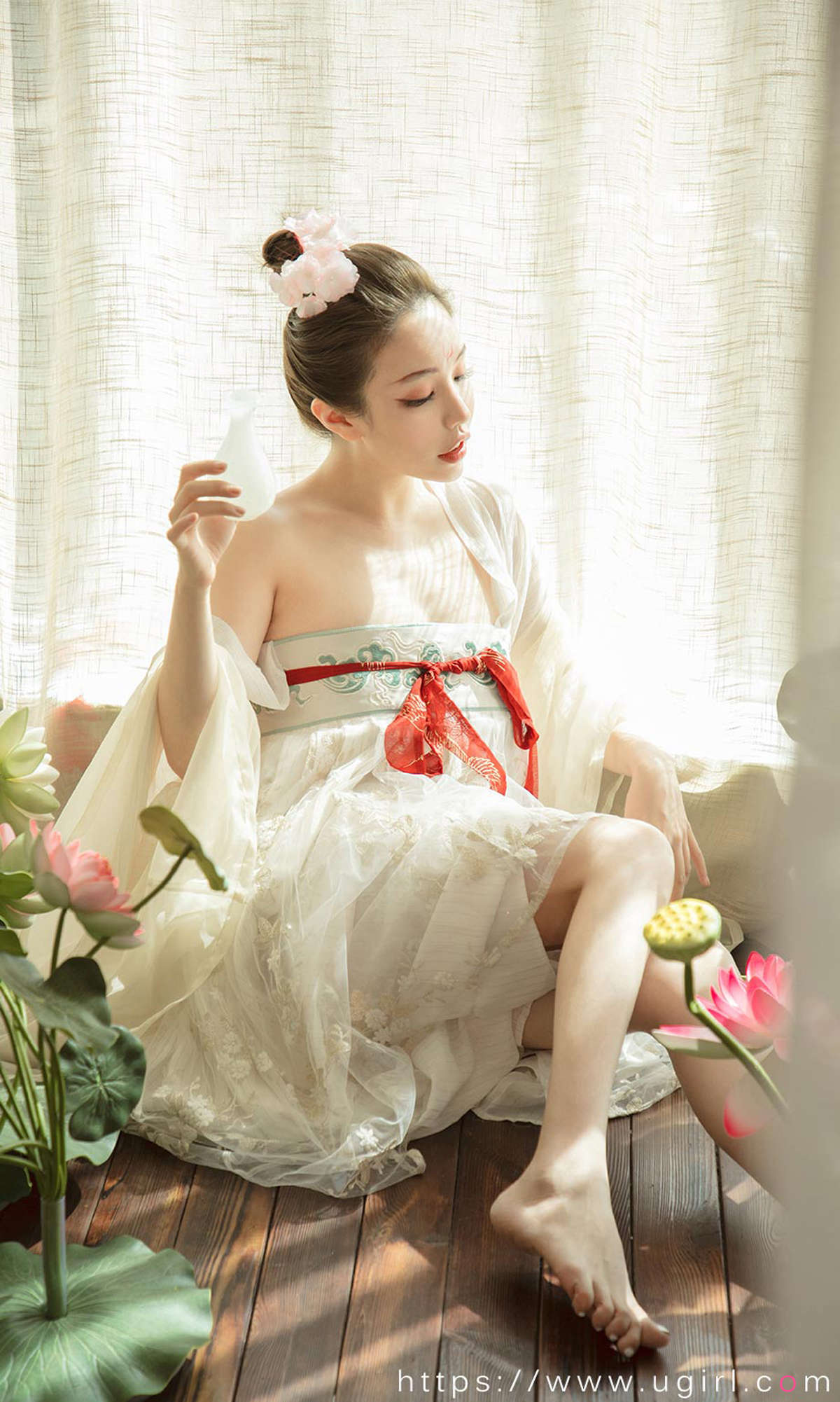 Ugirls爱尤物 NO.2152 妮小妖 七夕合辑 织女梦-日更街拍