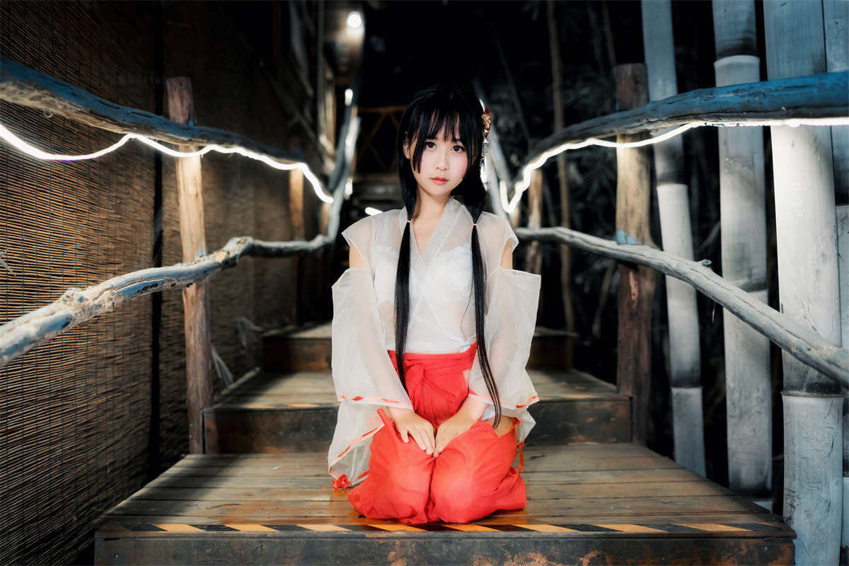 萌芽儿No.44 巫女-日更街拍
