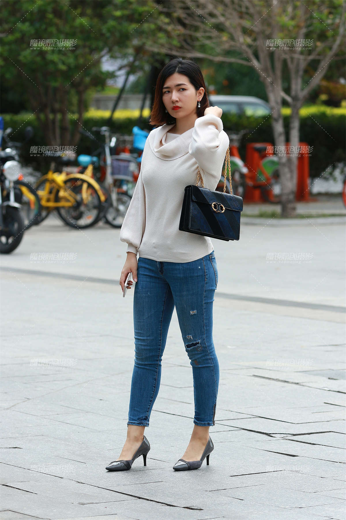 紧牛，细高跟__-日更街拍