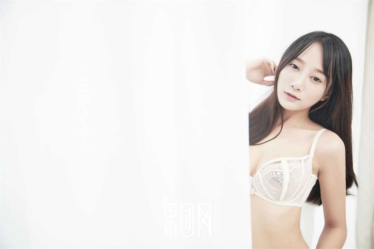 Girlt果团网 NO.116 何嘉颖-日更街拍