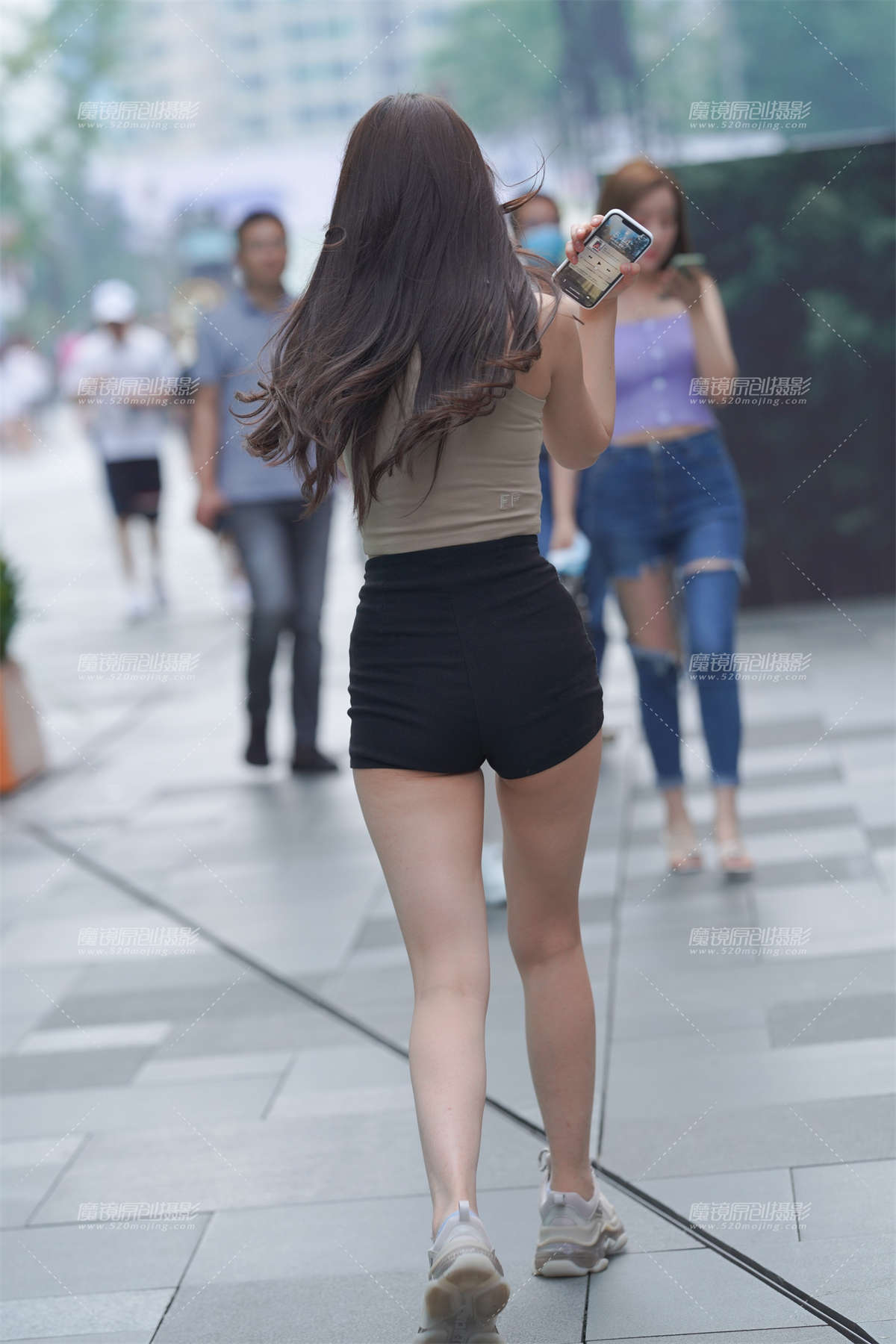 图片[2]-活泼可爱的美眉-日更街拍