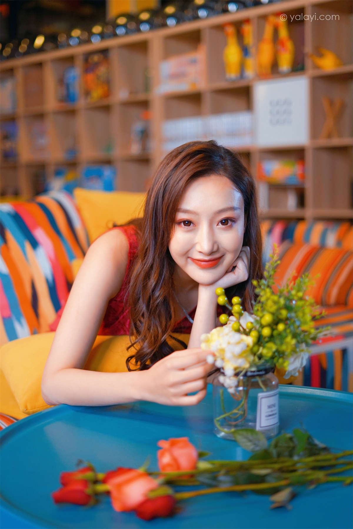 图片[2]-YALAYI雅拉伊2021.12.16 NO.878 美人一笑也倾城 蕊思-日更街拍