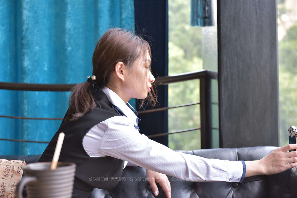 IESS异思趣向 耽丝041：表妹 细节摄影专集-日更街拍