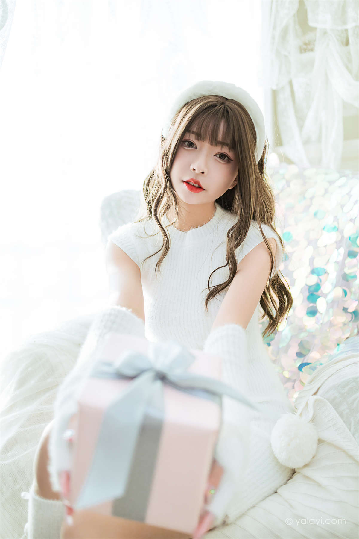 YALAYI雅拉伊2021.12.17 NO.879 圣诞礼物 阿禾-日更街拍