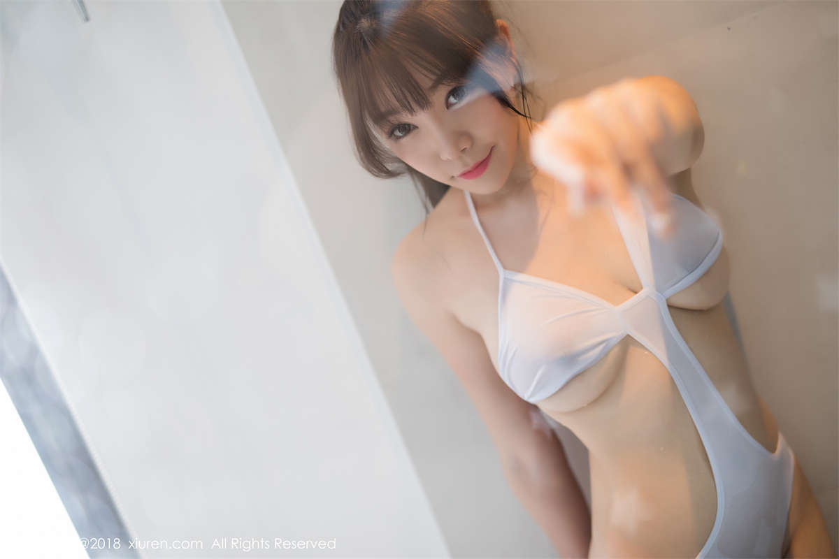 Xiuren秀人网 2018.12.17 NO.1271 芝芝Booty-日更街拍