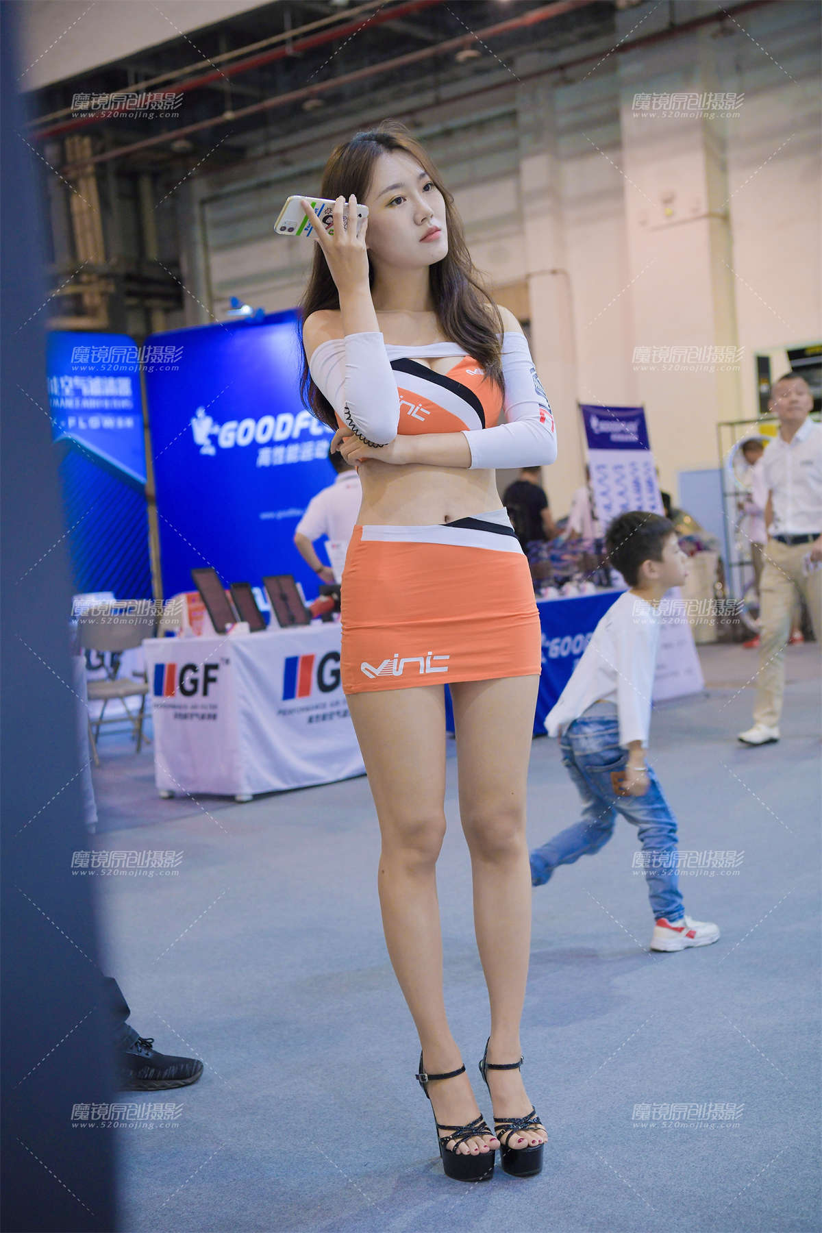 倆模，我就喜欢肉嘟嘟的这个-日更街拍